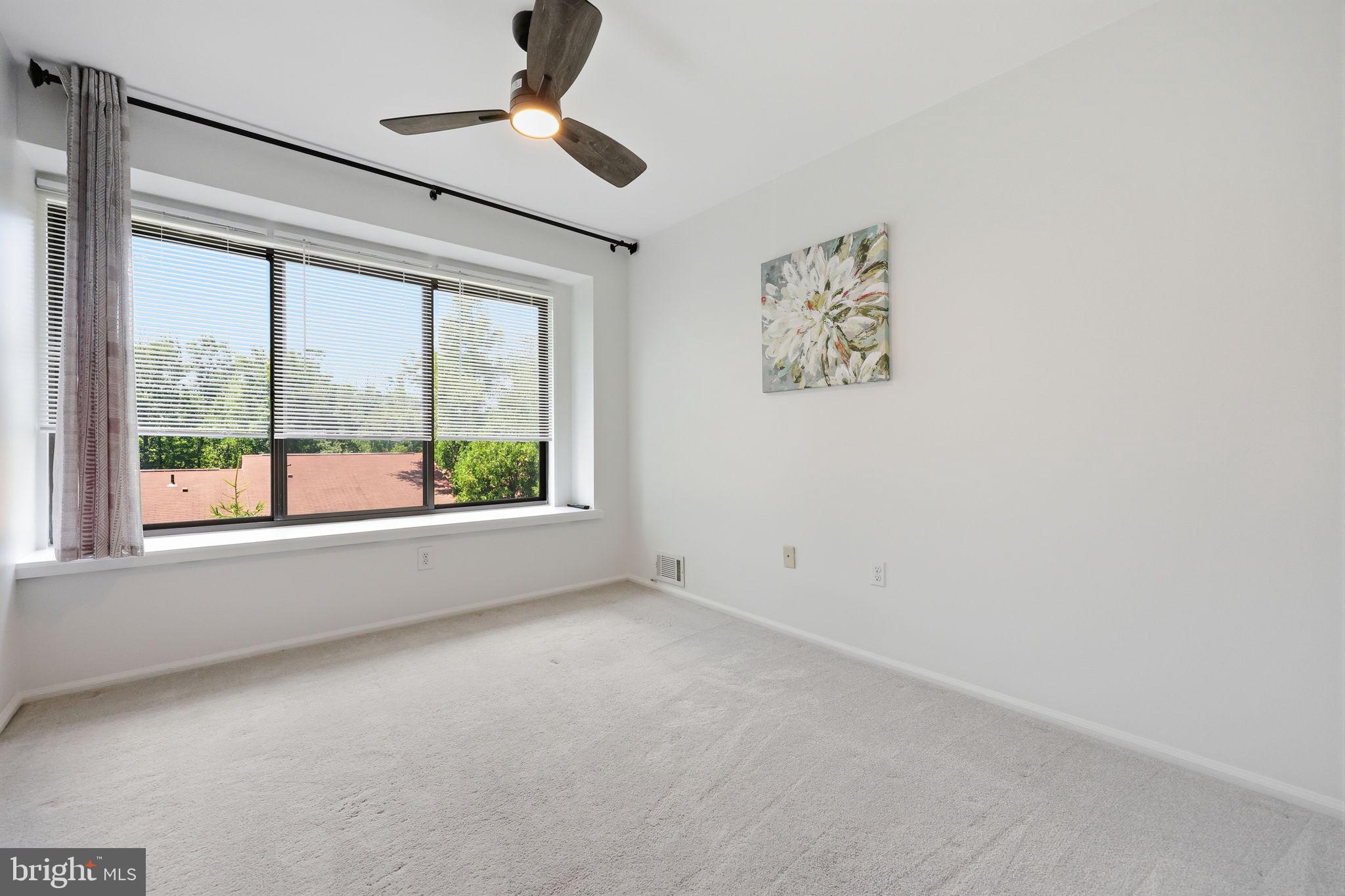 CHESTNUT GROVE - Residential
