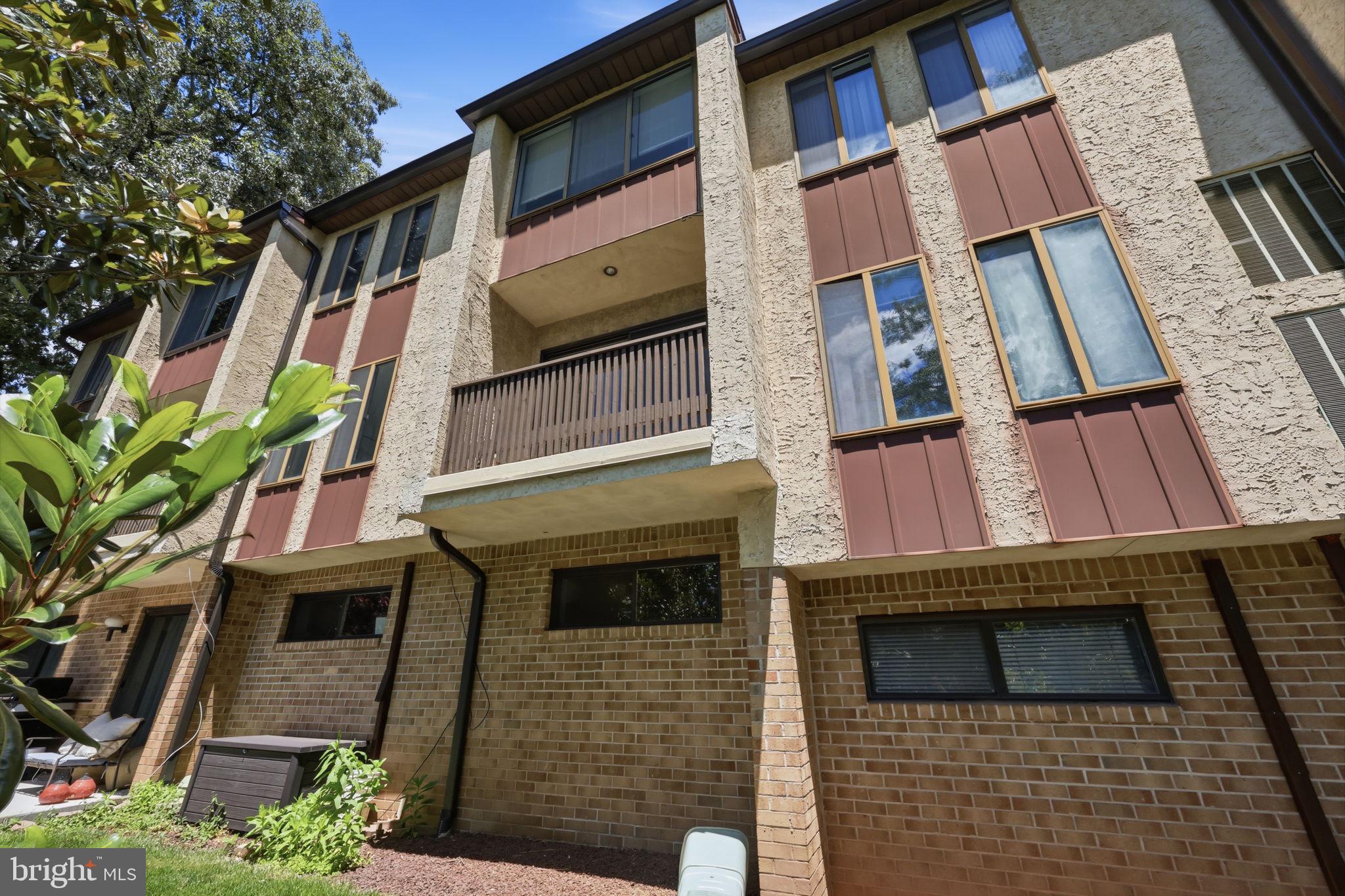 CHESTNUT GROVE - Residential