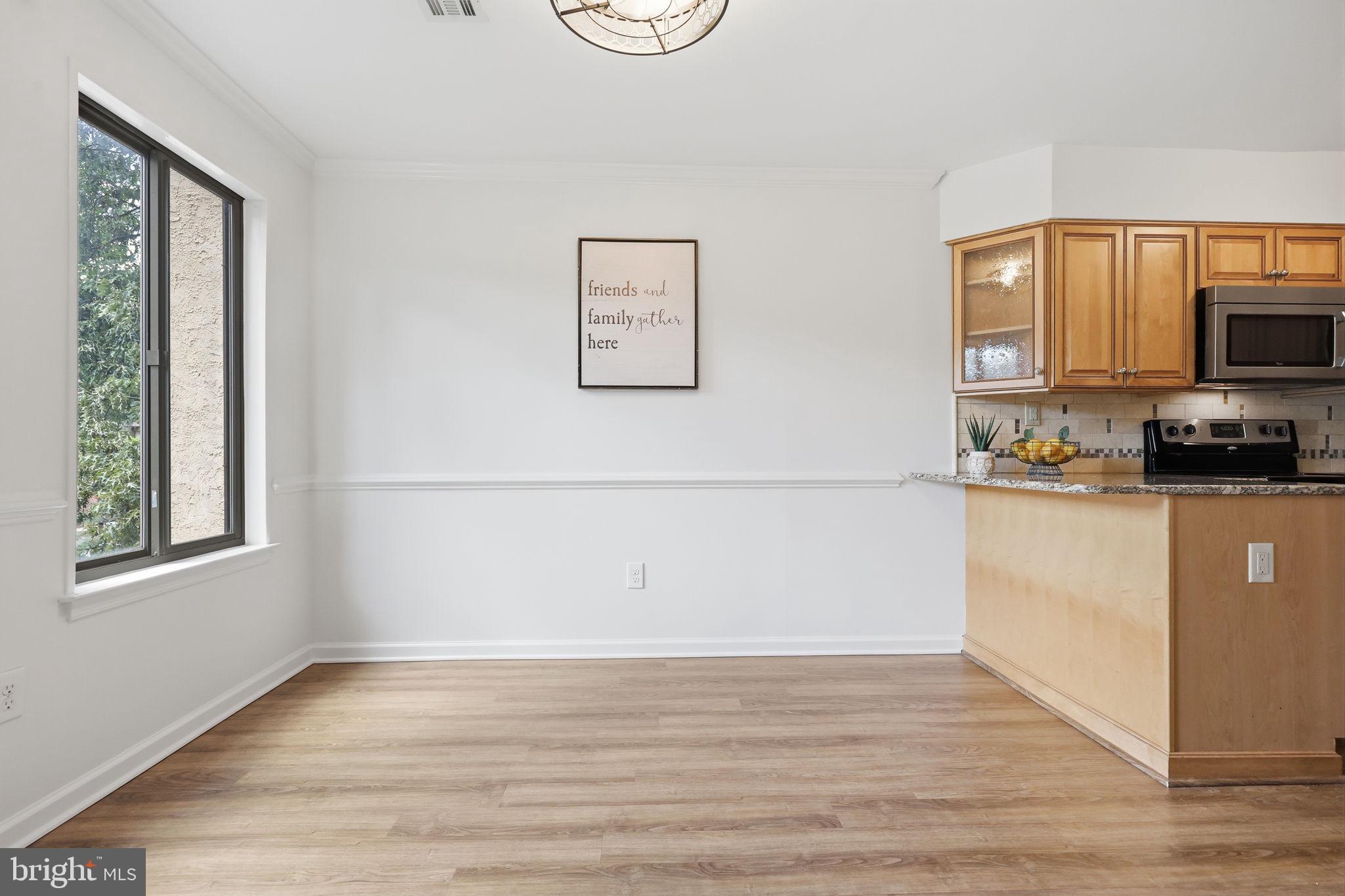 CHESTNUT GROVE - Residential