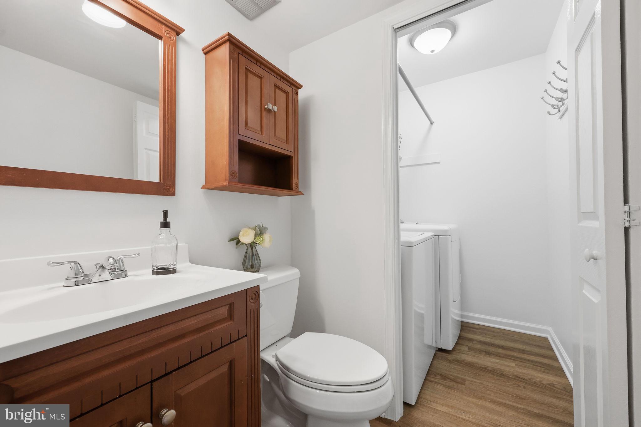 CHESTNUT GROVE - Residential