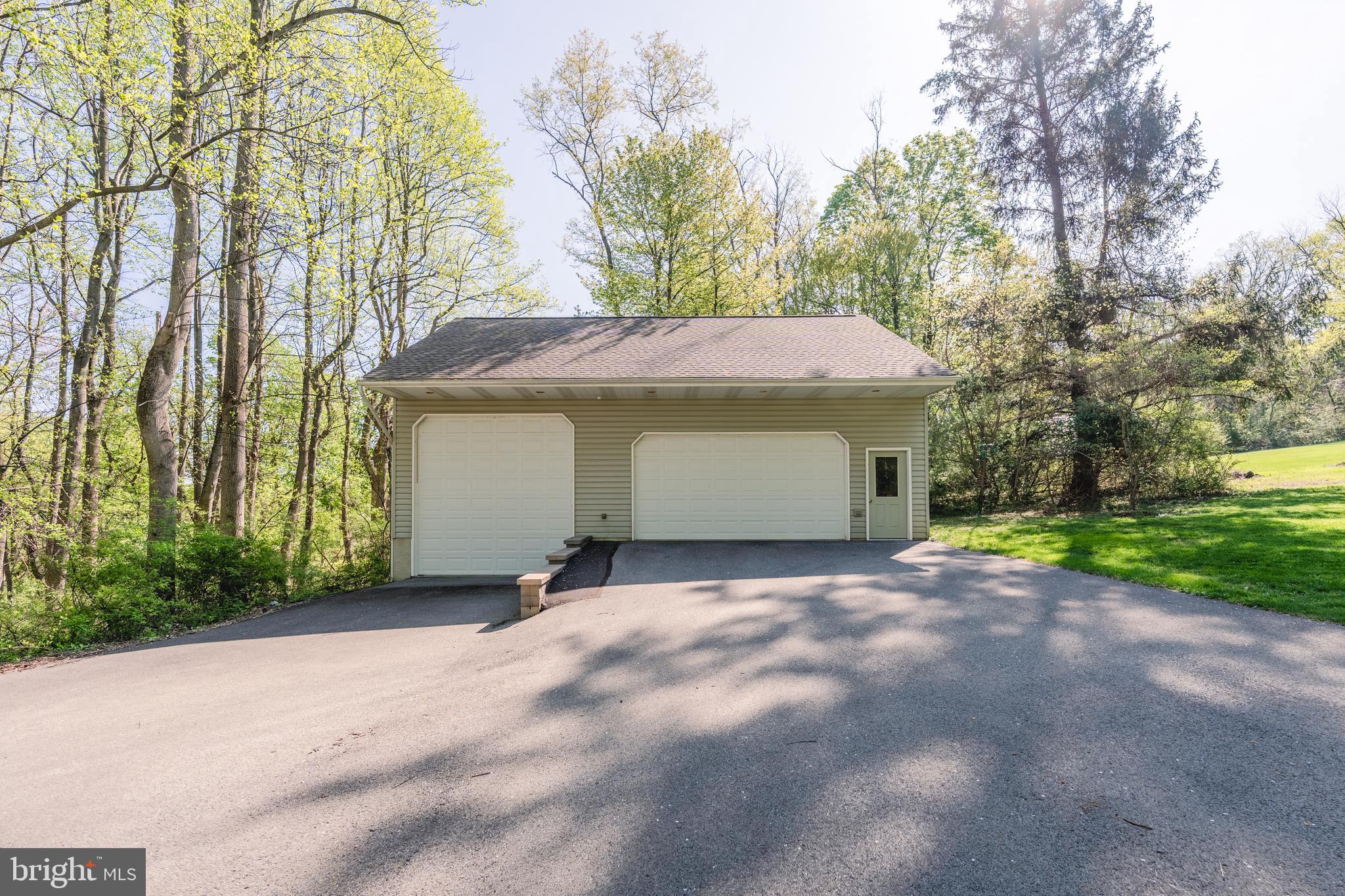 COOPERSBURG - Residential