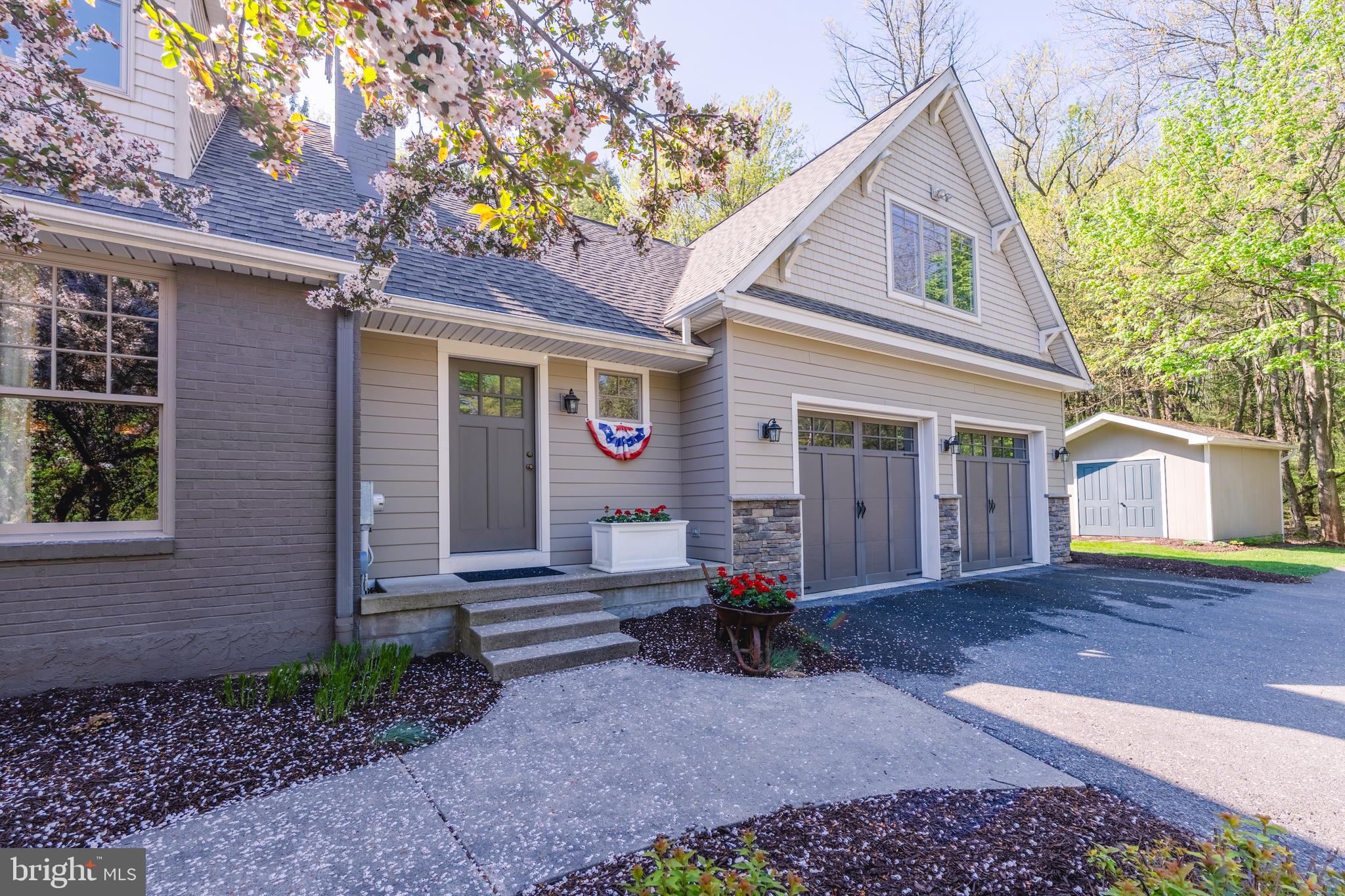 COOPERSBURG - Residential