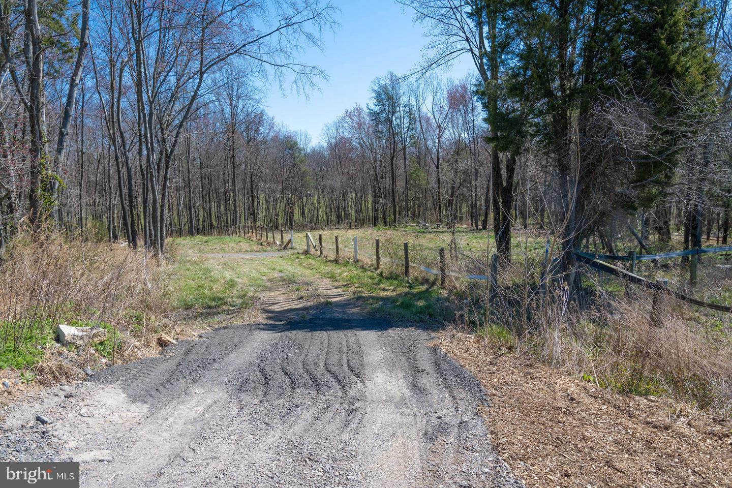 BEALLSVILLE - Farm