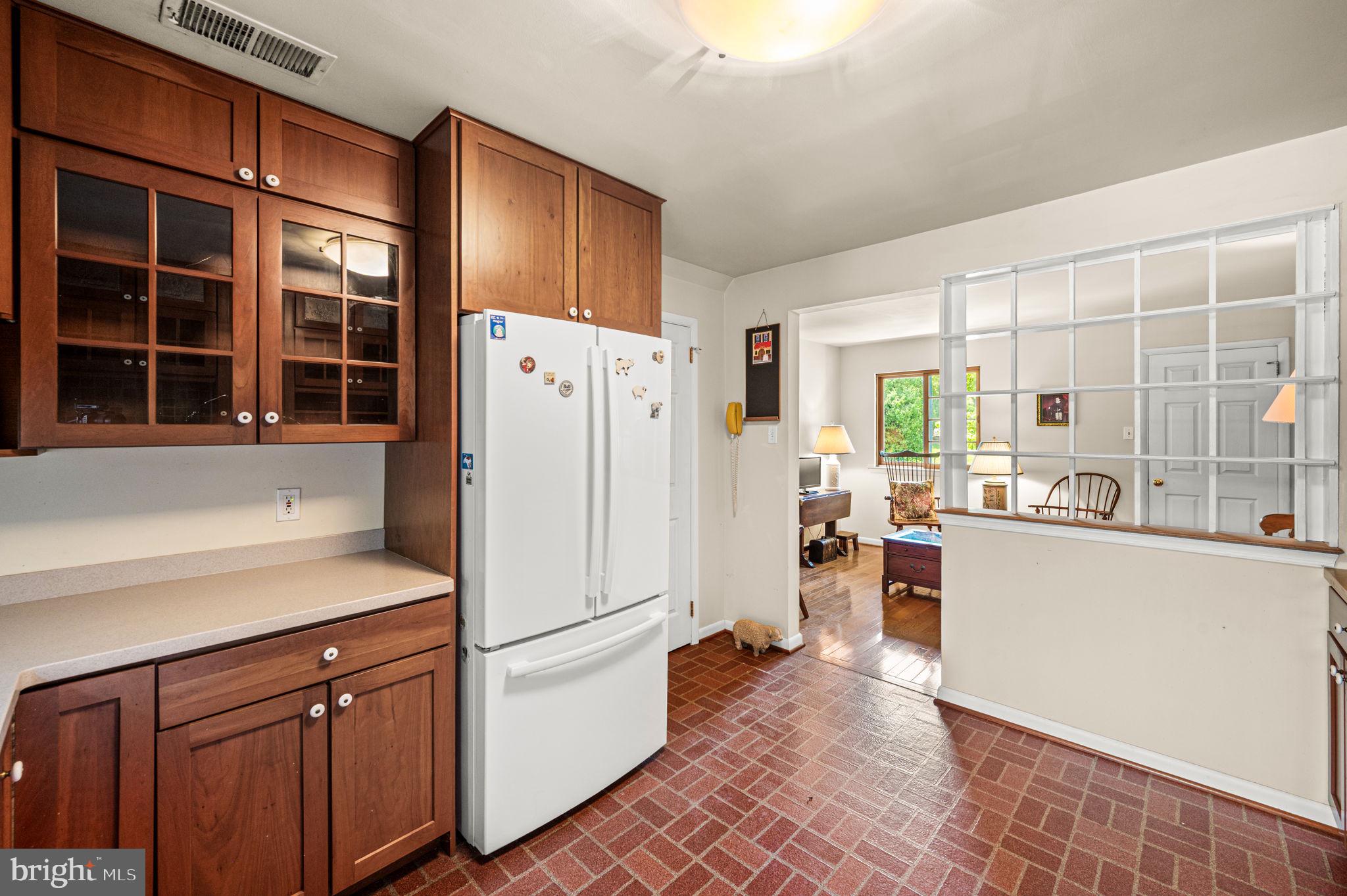 ONE PARK PLACE - Residential