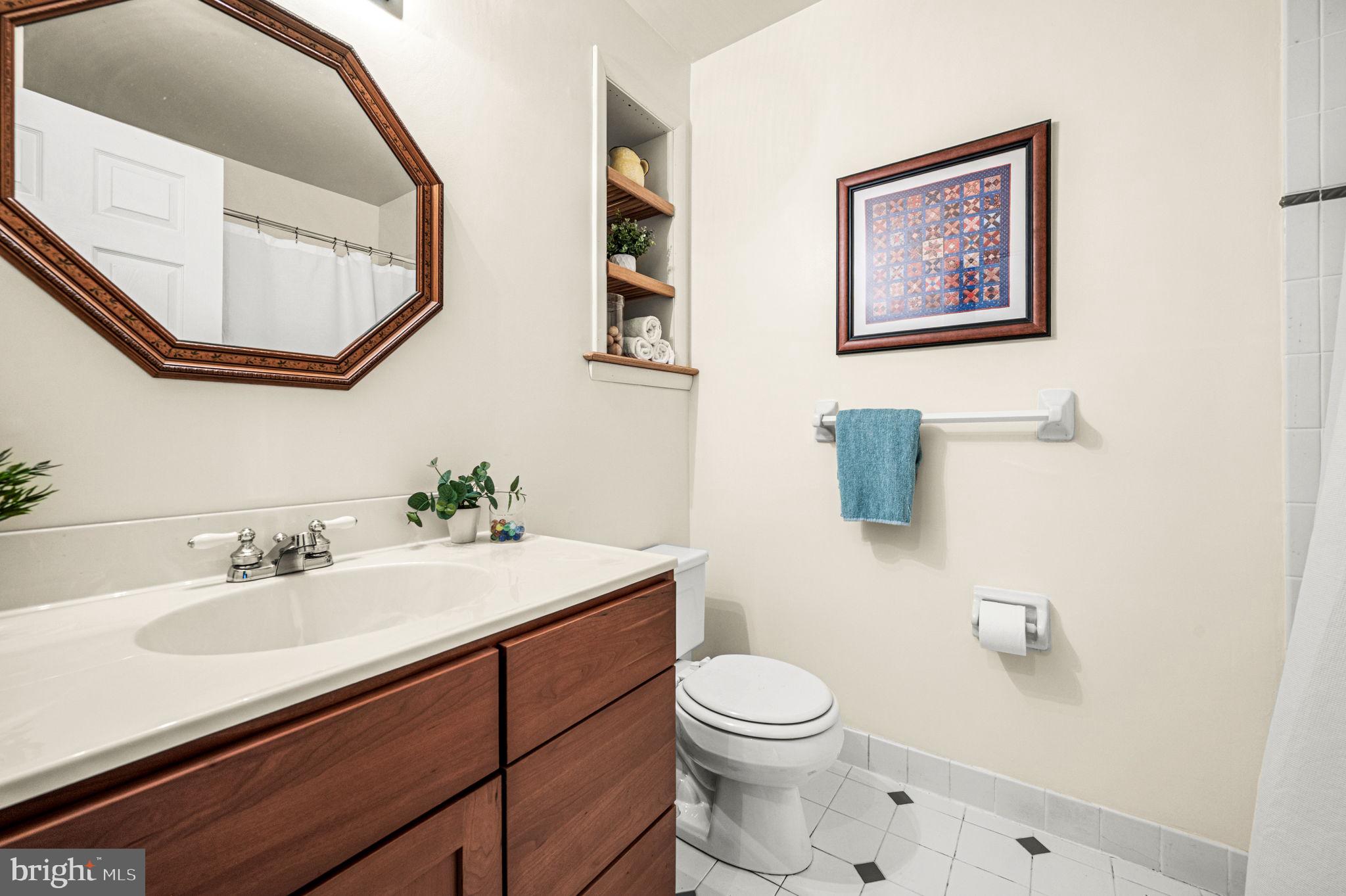 ONE PARK PLACE - Residential