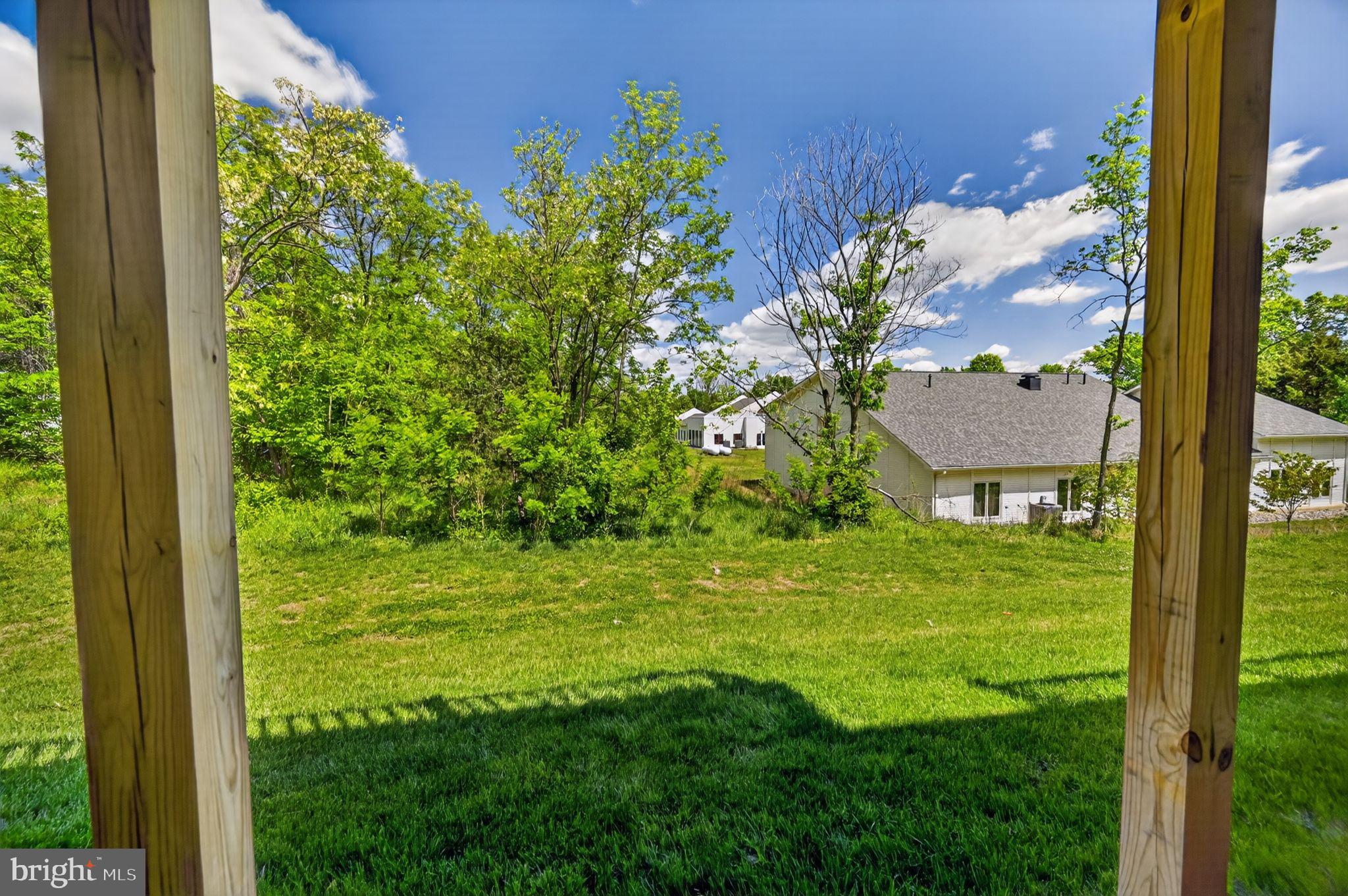 ARCOLA TOWN CENTER - Residential