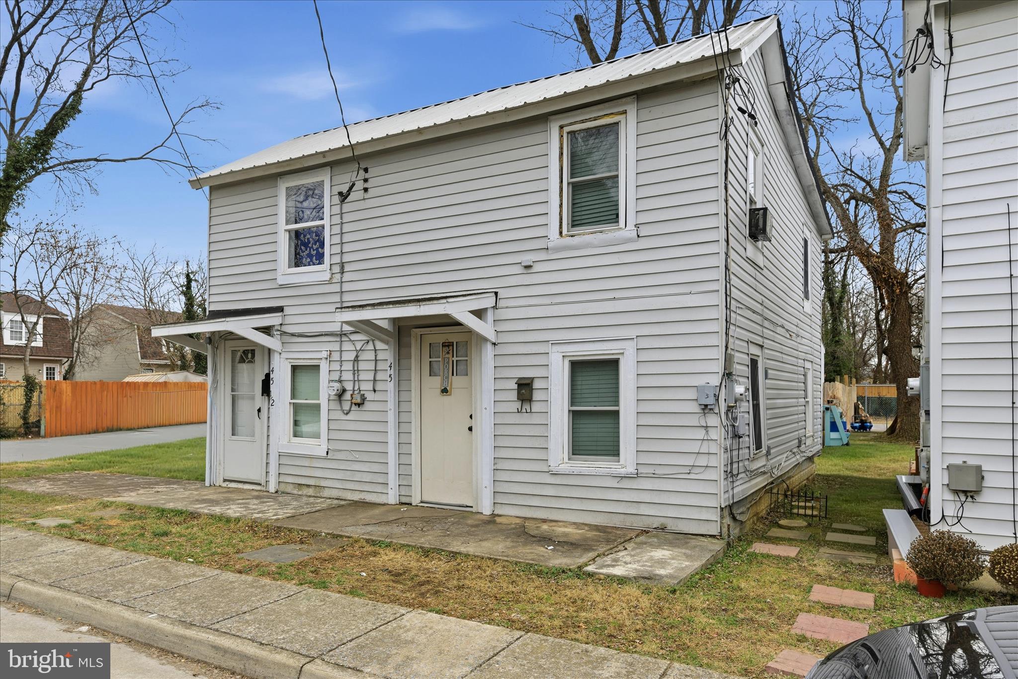 This is a great starter property for those looking to build a real estate portfolio or add to an existing one. Both apartments were completely rehabbed last year - new wiring and plumbing, new appliances, including washer and dryer, new carpet and vinyl plank flooring installed and fenced backyards. Income of $30,000, tenants in place.

Also listed in Multi-Family VAWI2009612   

Situated just minutes from the historic Old Town Winchester pedestrian mall and major commuter routes, this is a "set-and-forget" asset in one of the areas strongest rental markets.