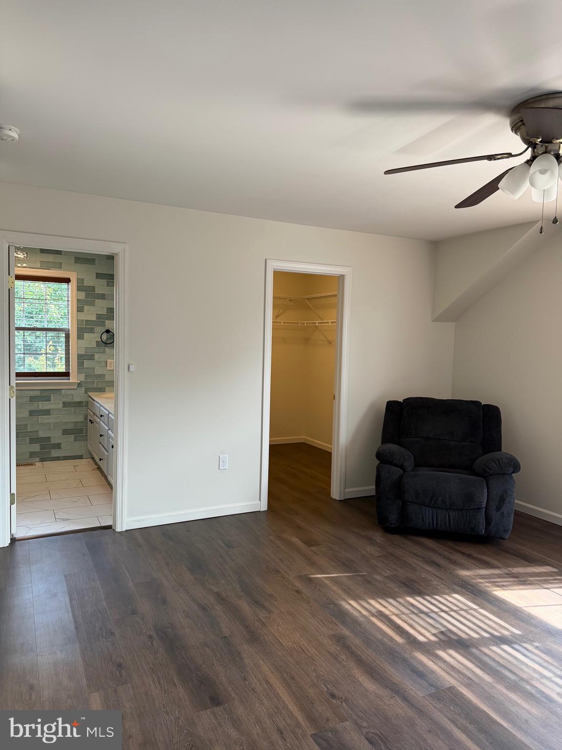 ELM TREE - Residential