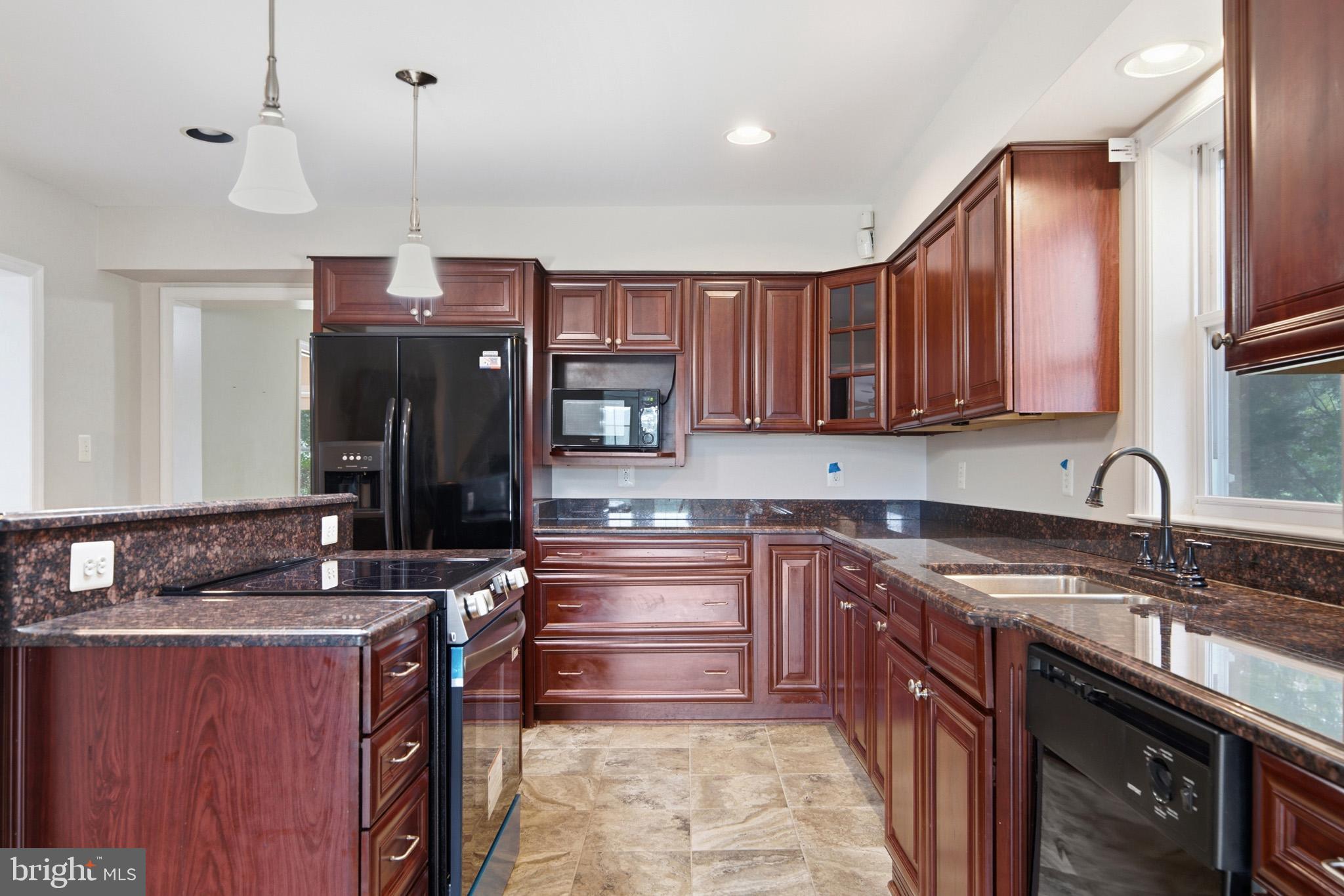 GILBERT ACRES - Residential