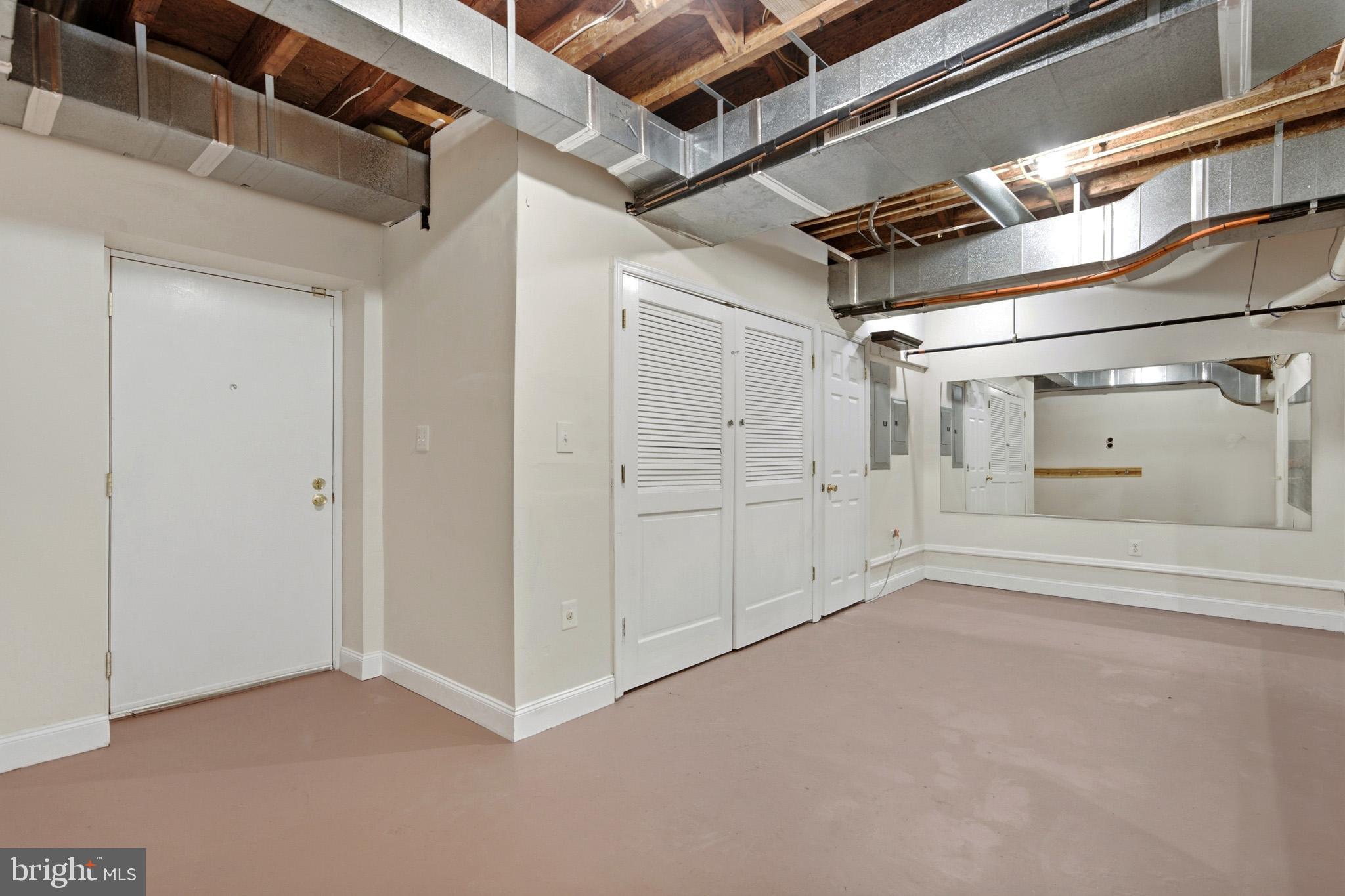 GILBERT ACRES - Residential