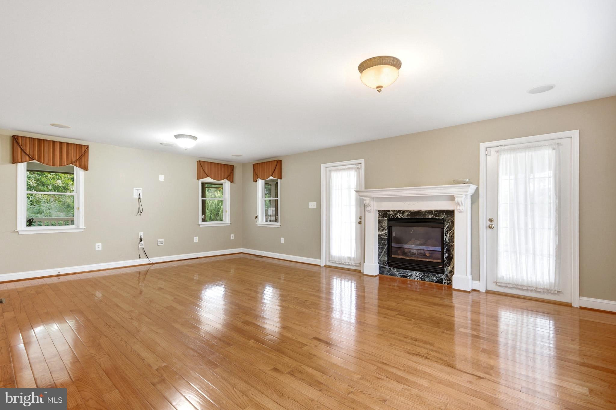 GILBERT ACRES - Residential