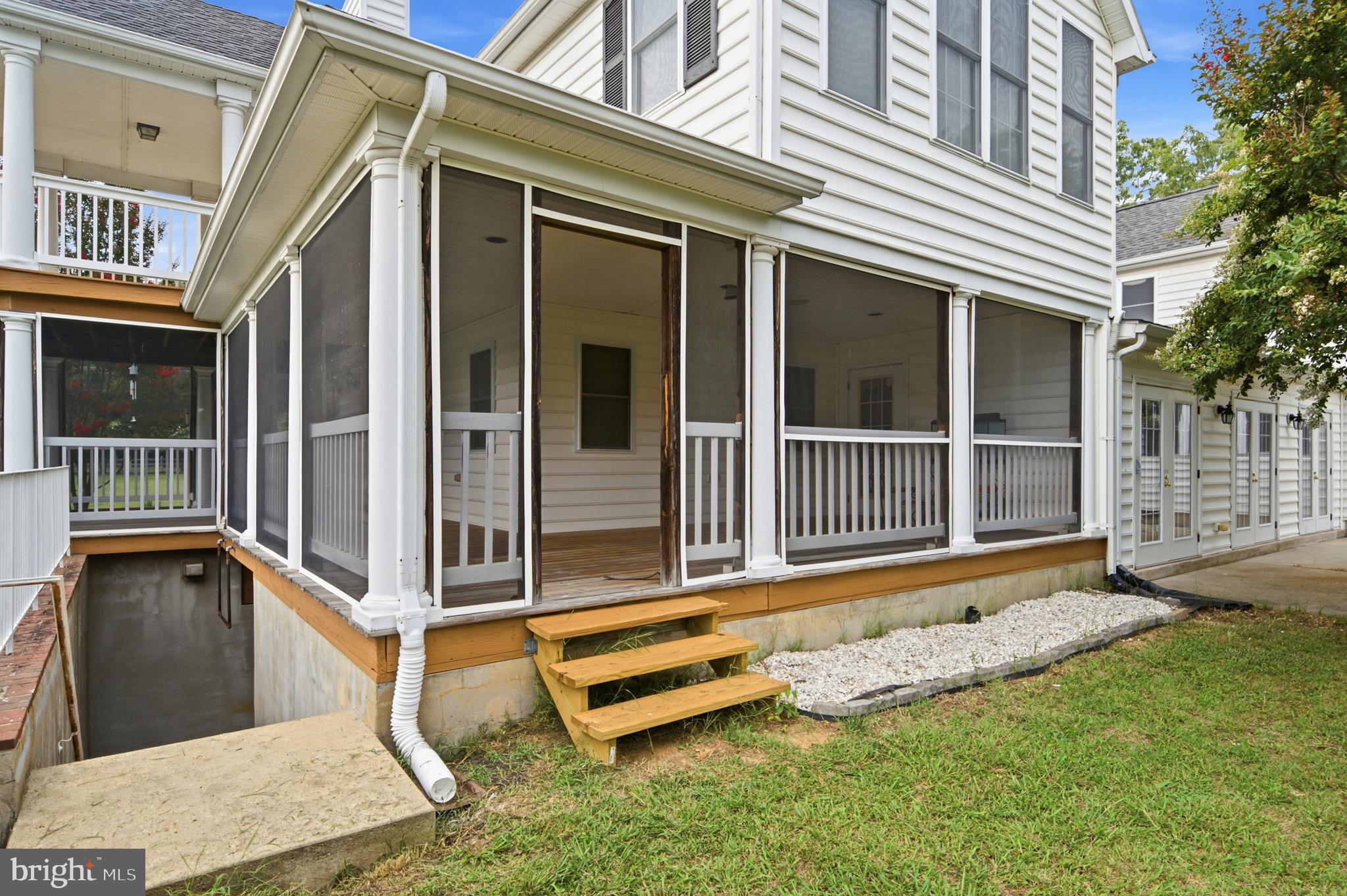 GILBERT ACRES - Residential