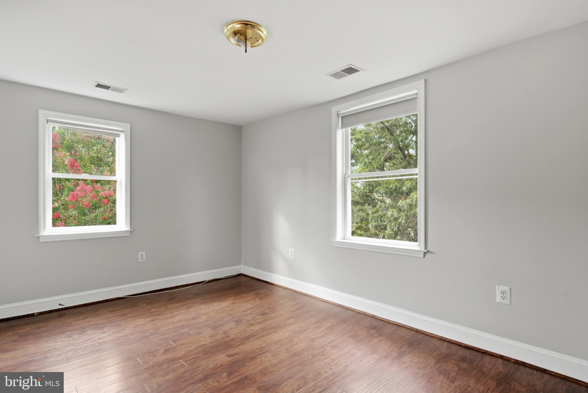 GILBERT ACRES - Residential