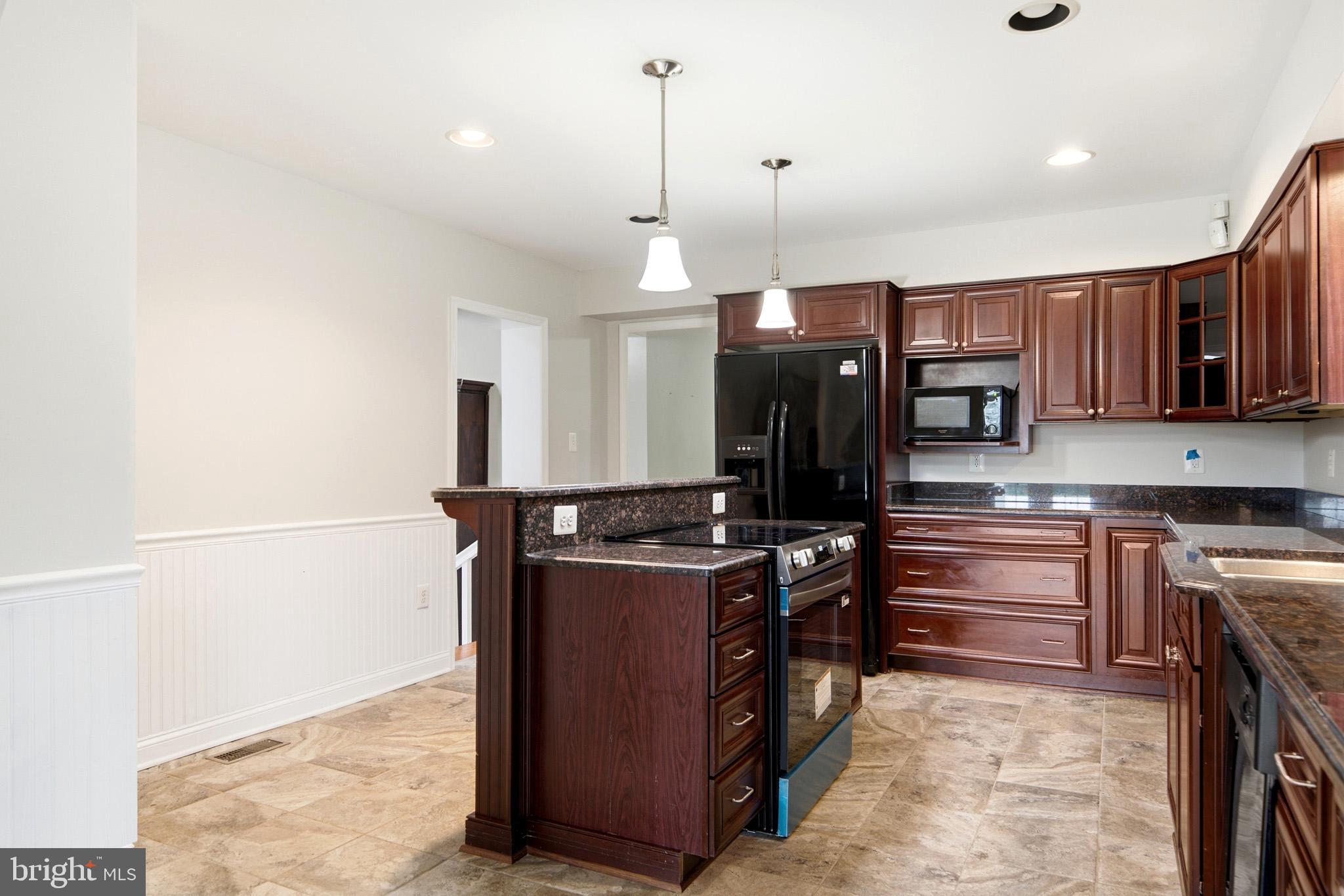 GILBERT ACRES - Residential