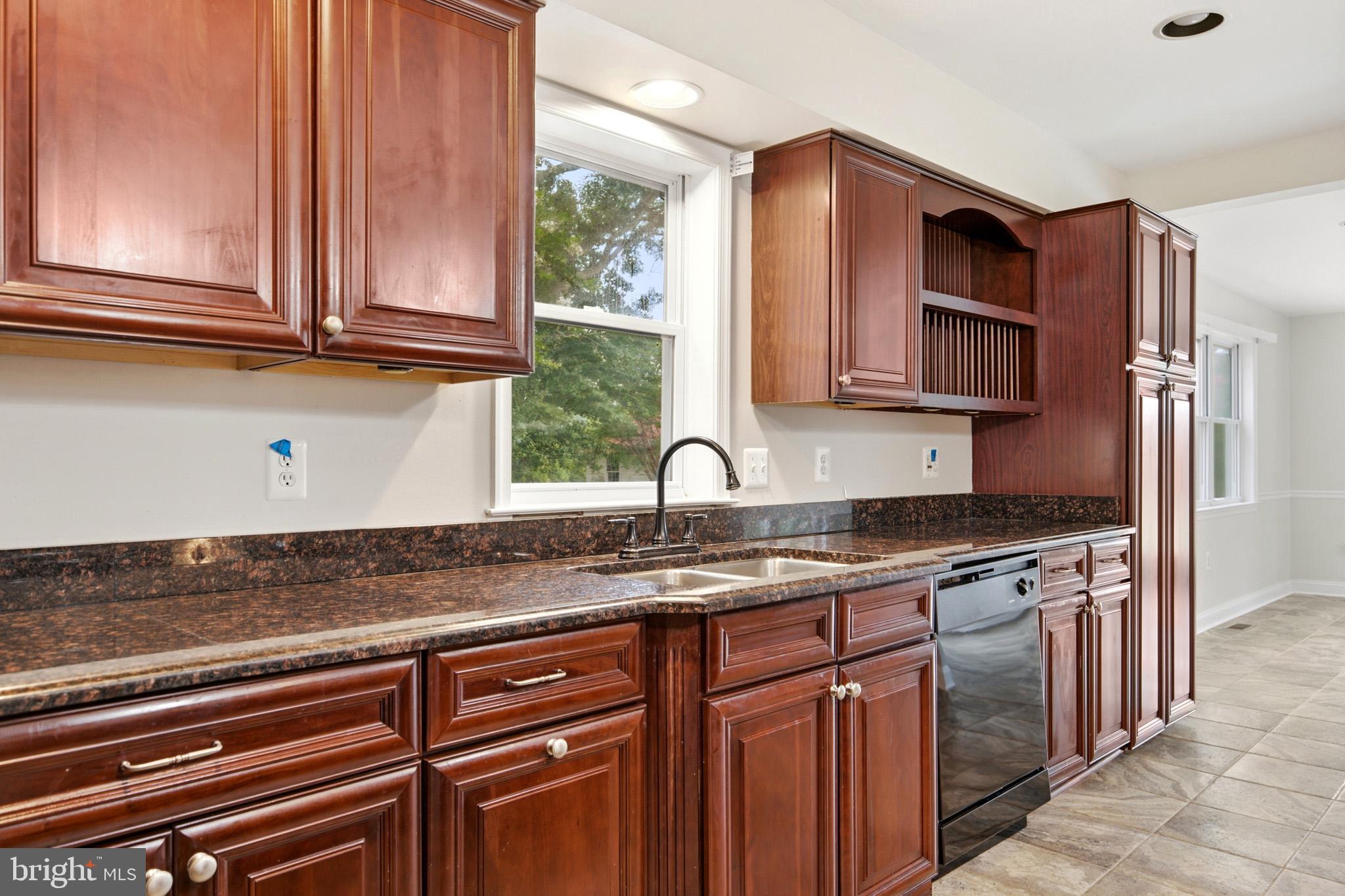 GILBERT ACRES - Residential