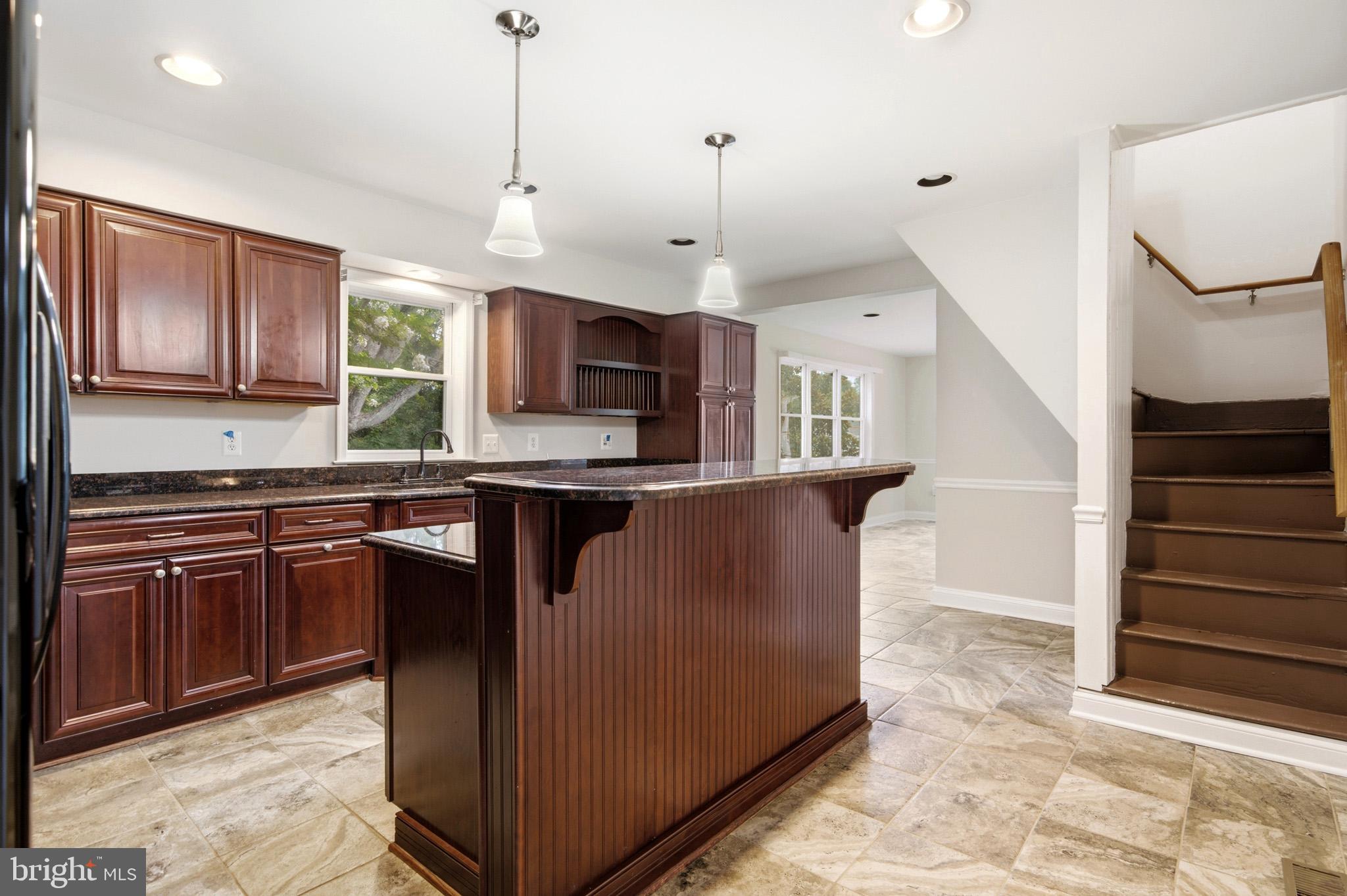 GILBERT ACRES - Residential