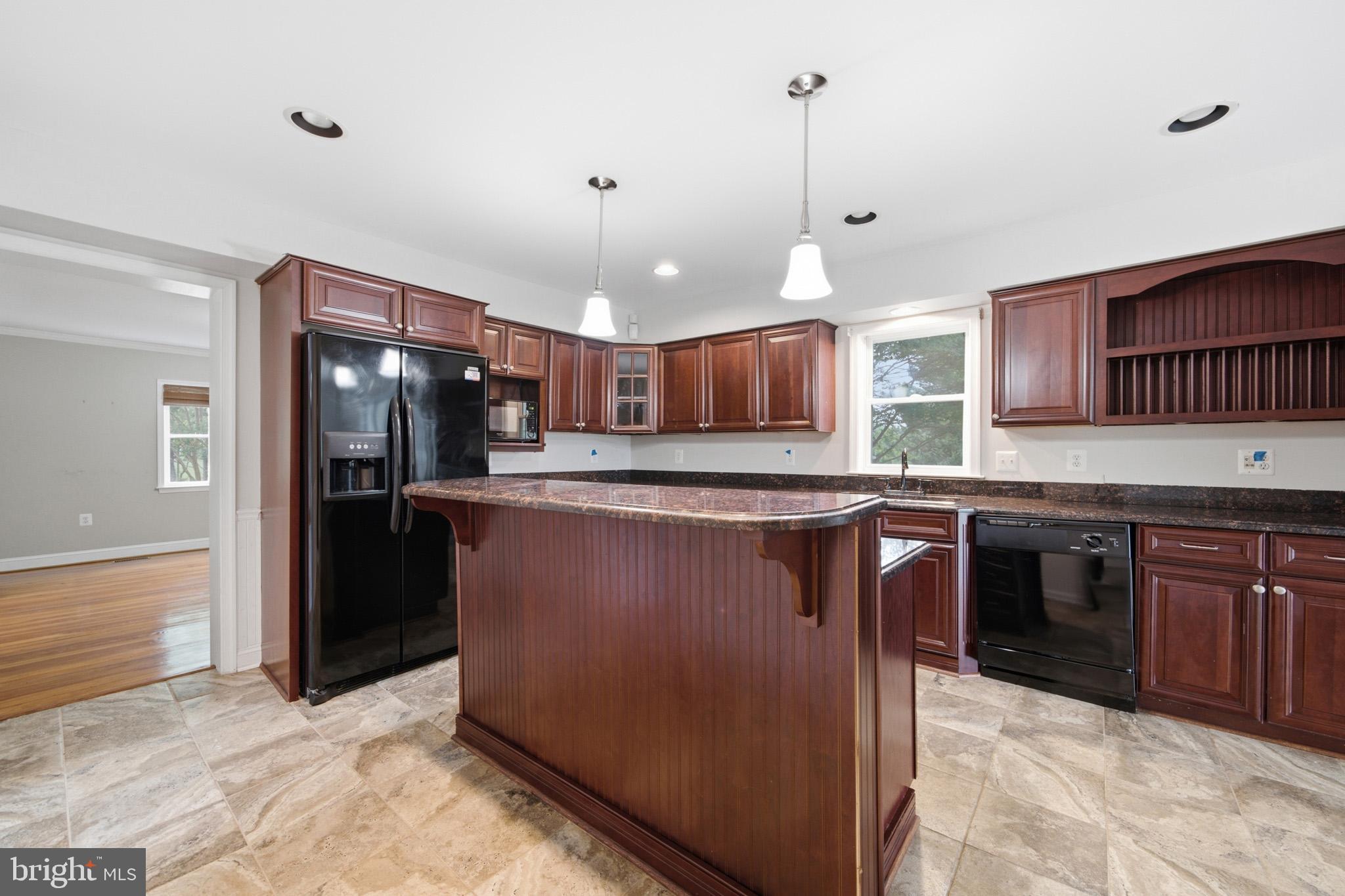 GILBERT ACRES - Residential