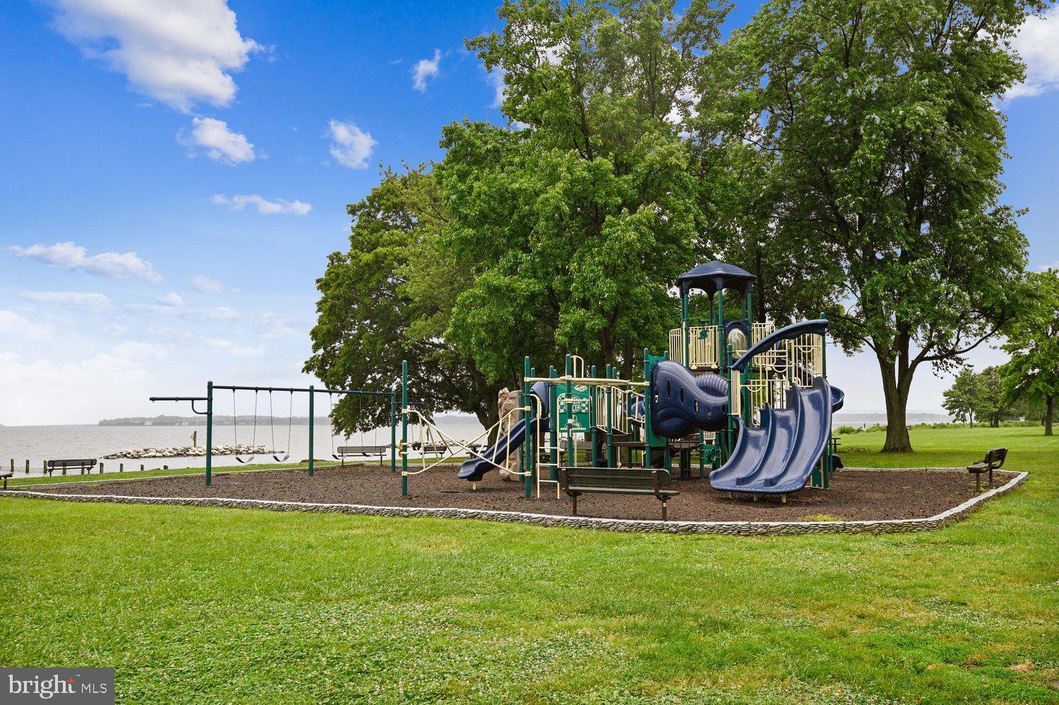 CLOVERLEA - Residential