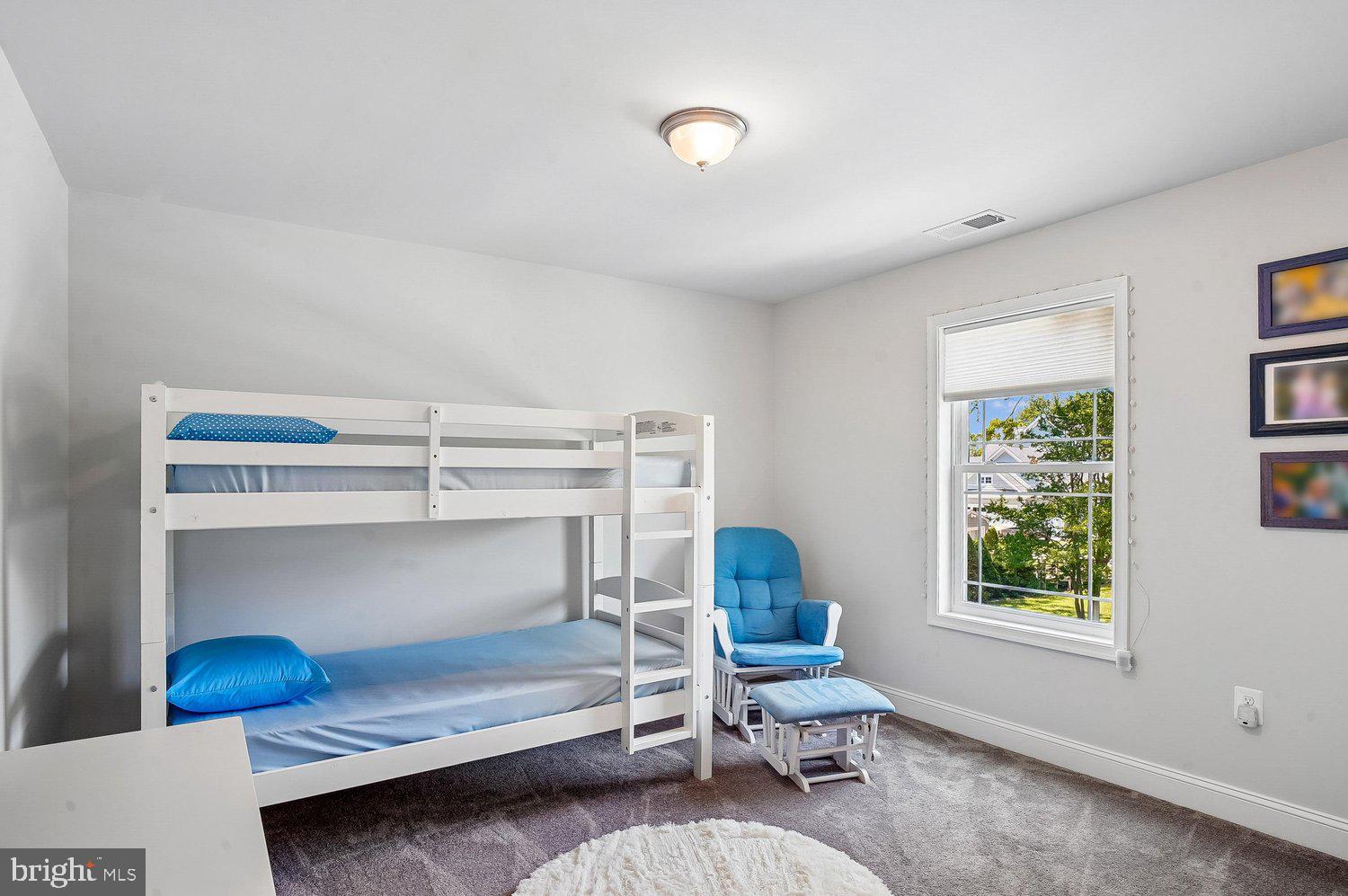 CLOVERLEA - Residential