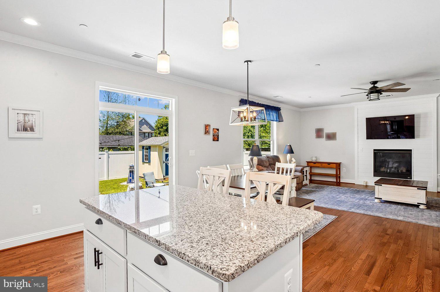 CLOVERLEA - Residential