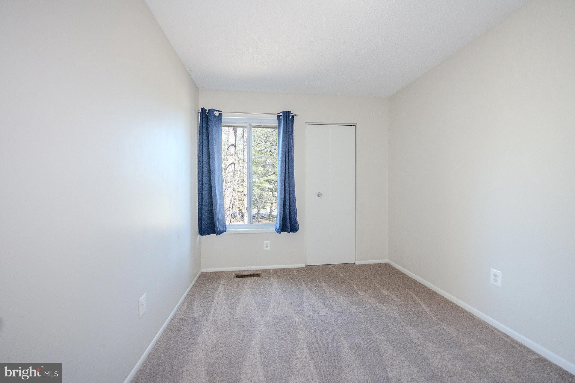 SOUTHGATE SQUARE CLUSTER - Residential Lease