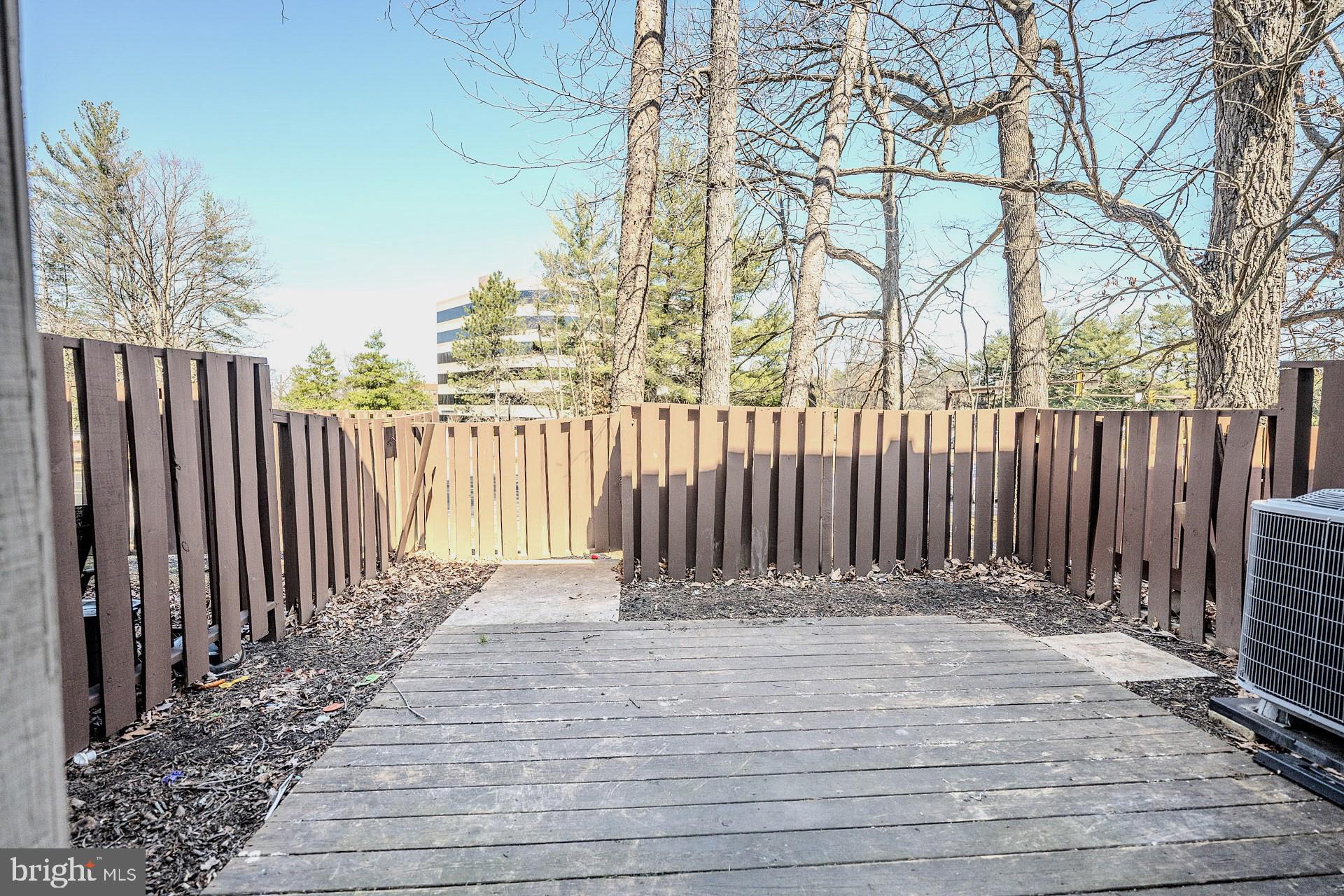 SOUTHGATE SQUARE CLUSTER - Residential Lease