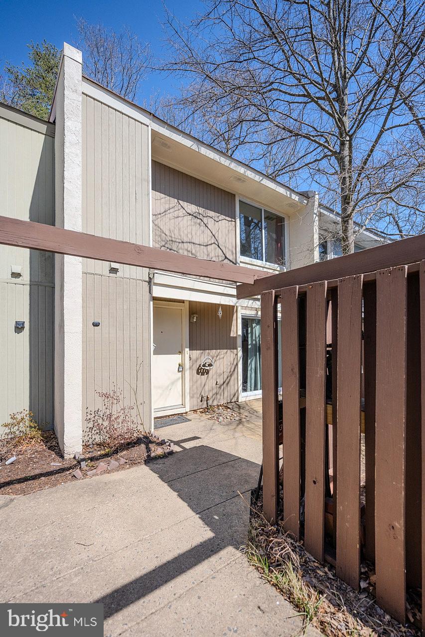 SOUTHGATE SQUARE CLUSTER - Residential Lease