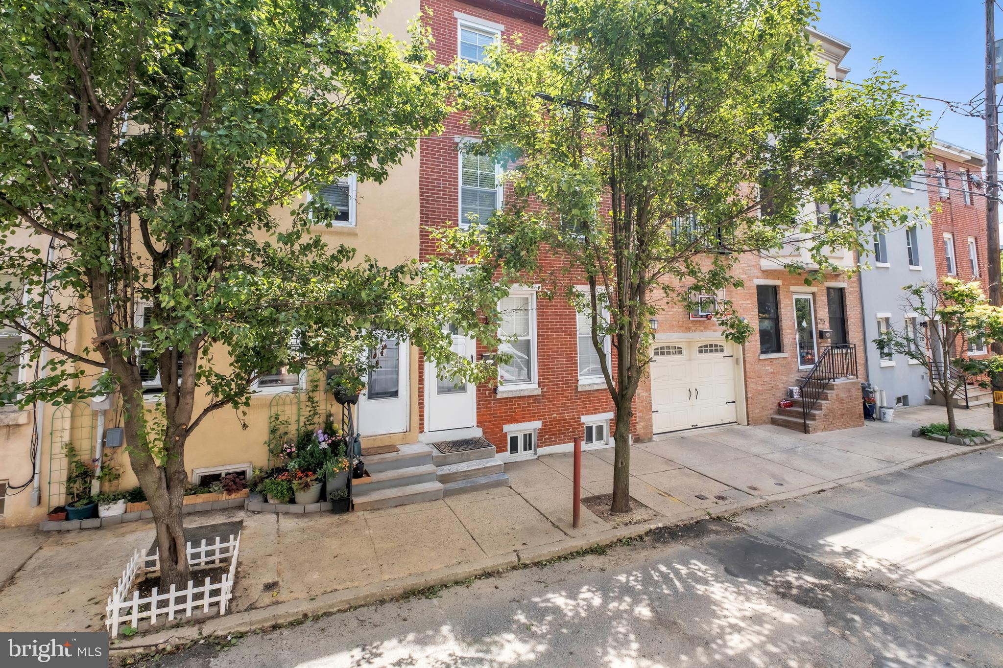 FAIRMOUNT - Residential