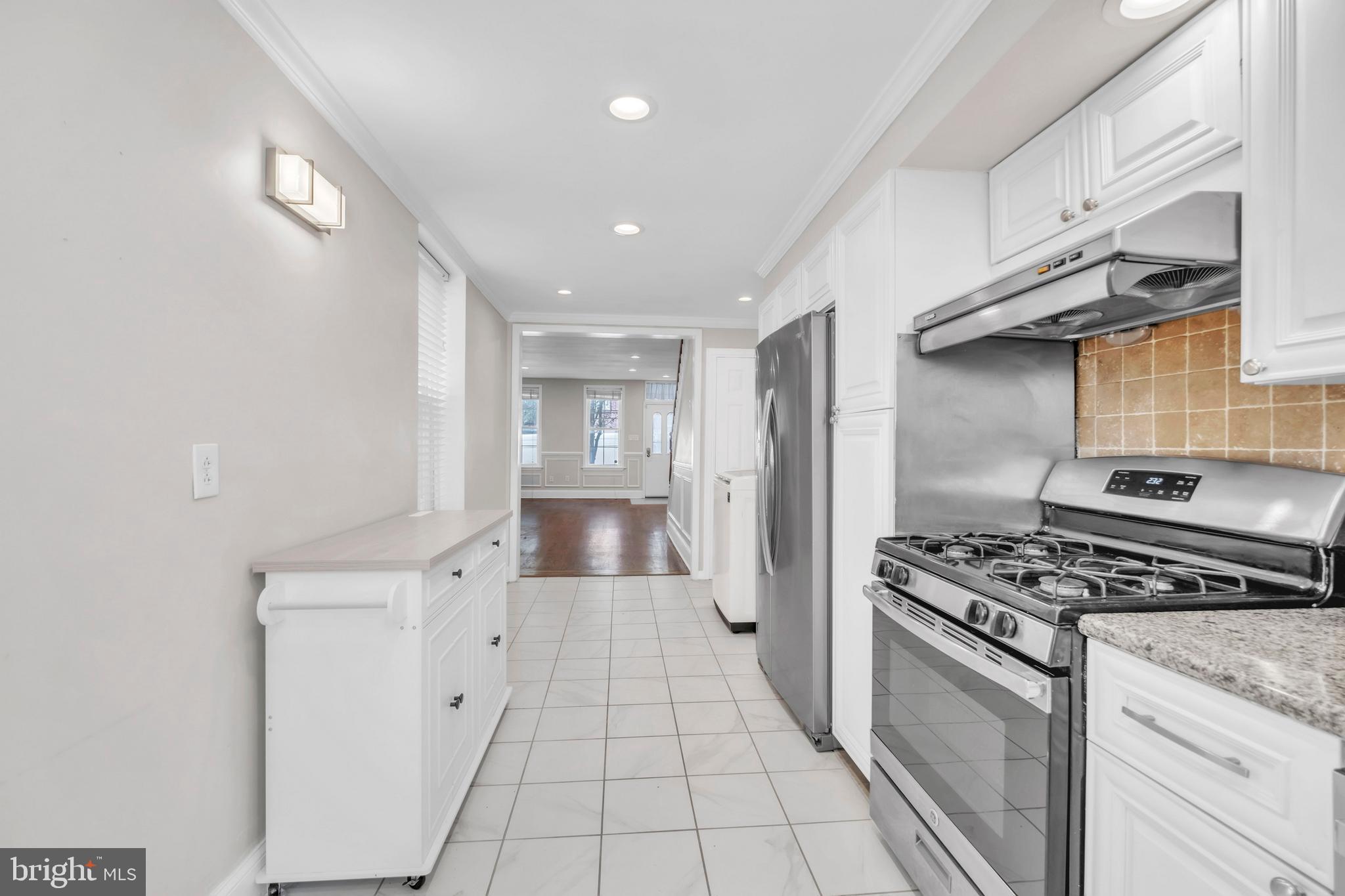 FAIRMOUNT - Residential