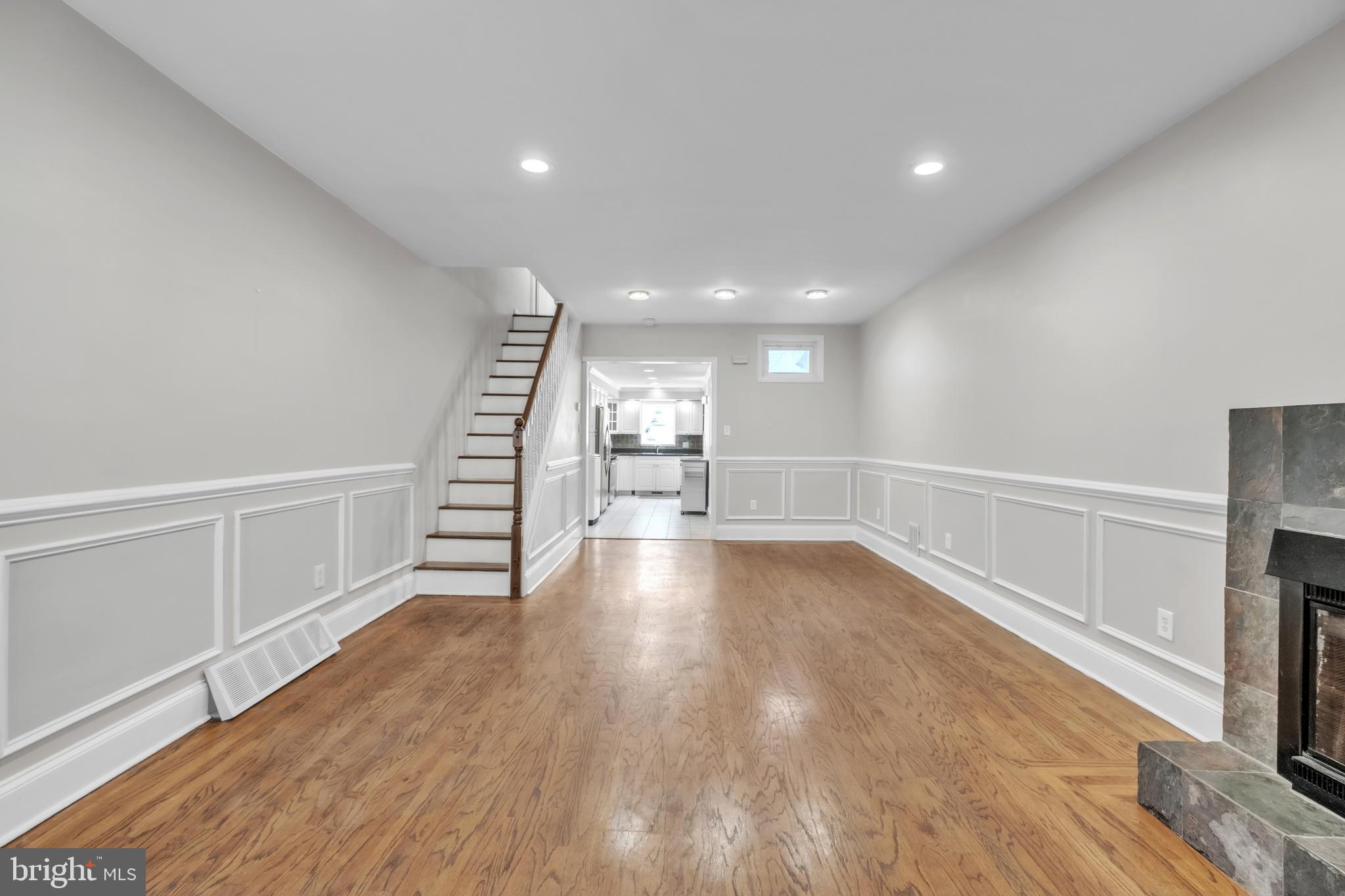 FAIRMOUNT - Residential