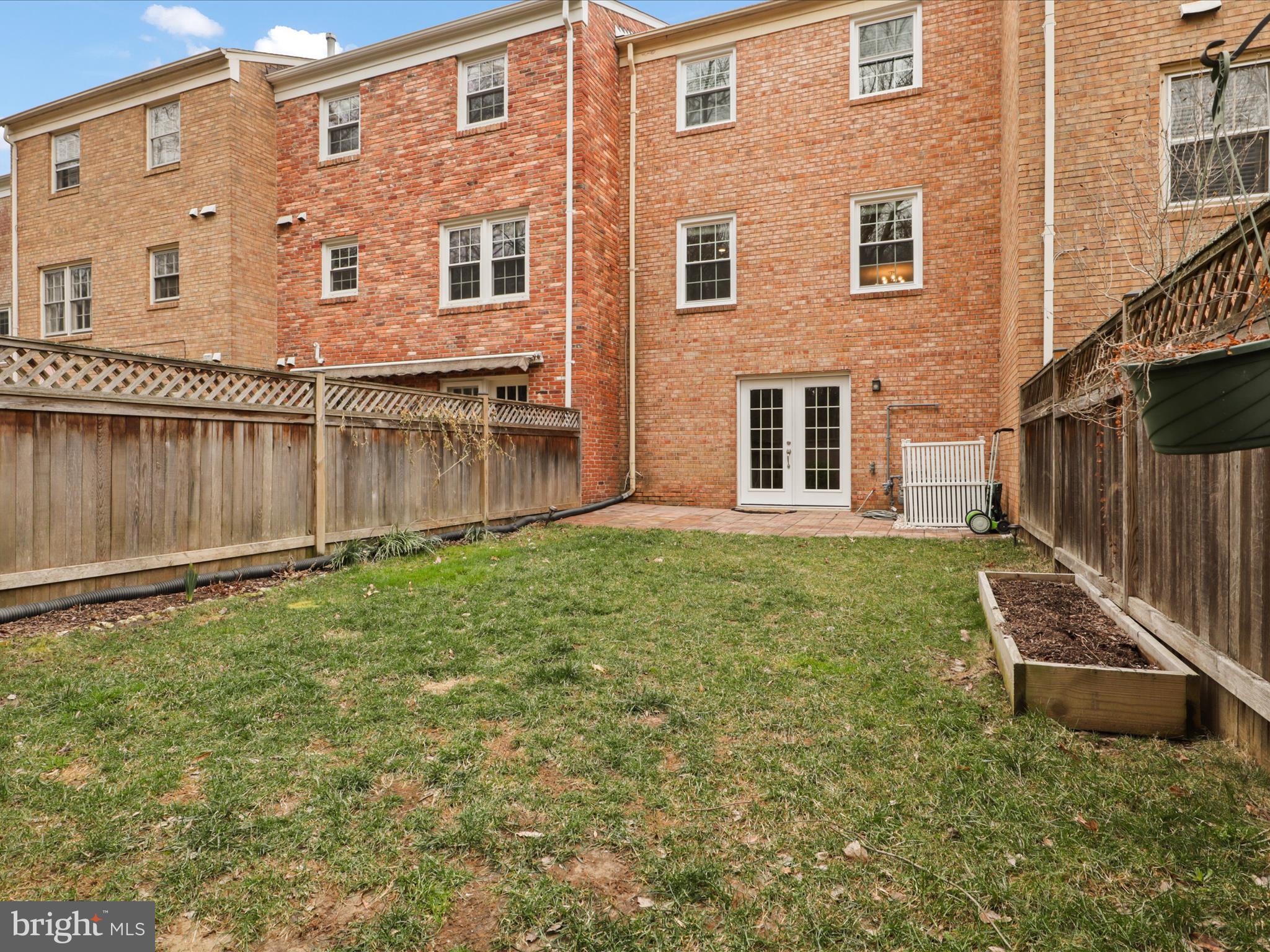 STONELEIGH - Residential