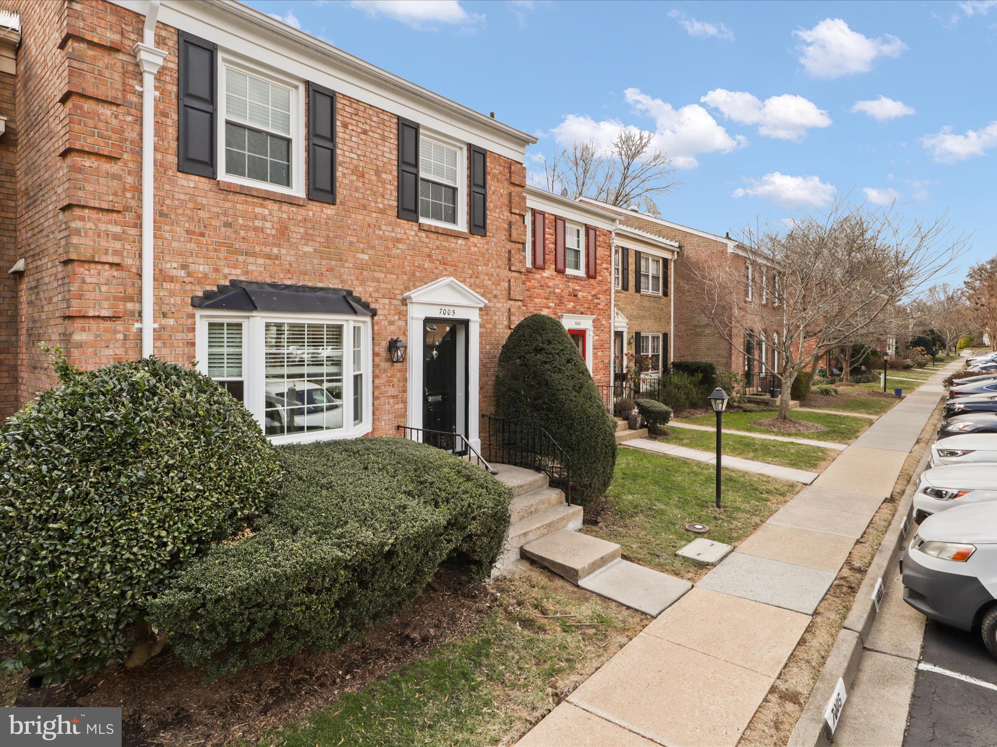 STONELEIGH - Residential