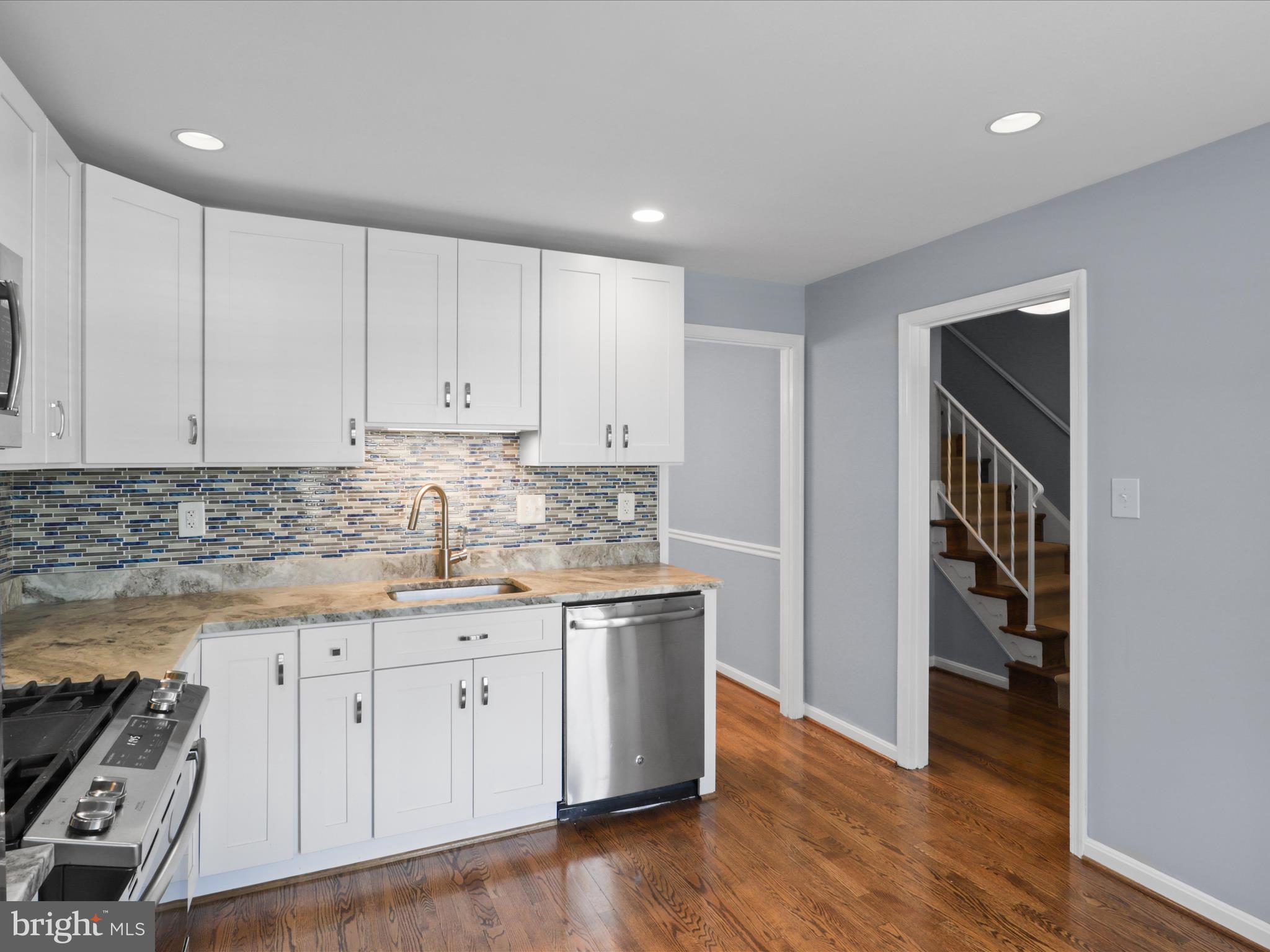 STONELEIGH - Residential