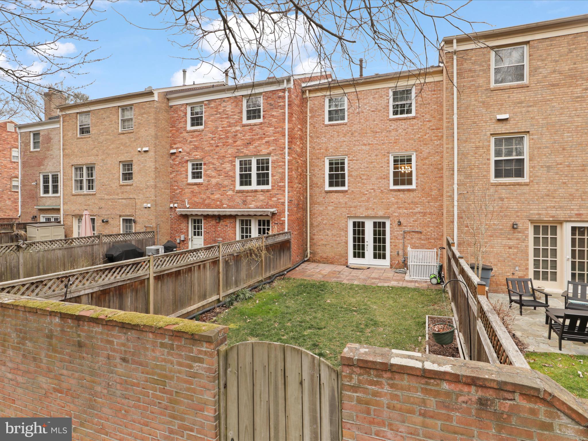 STONELEIGH - Residential