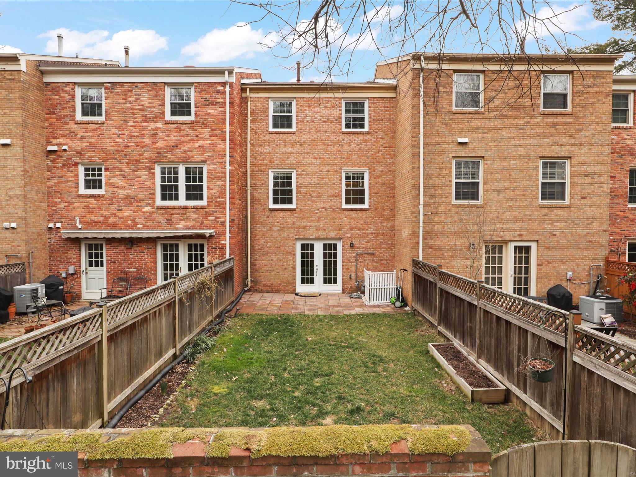 STONELEIGH - Residential