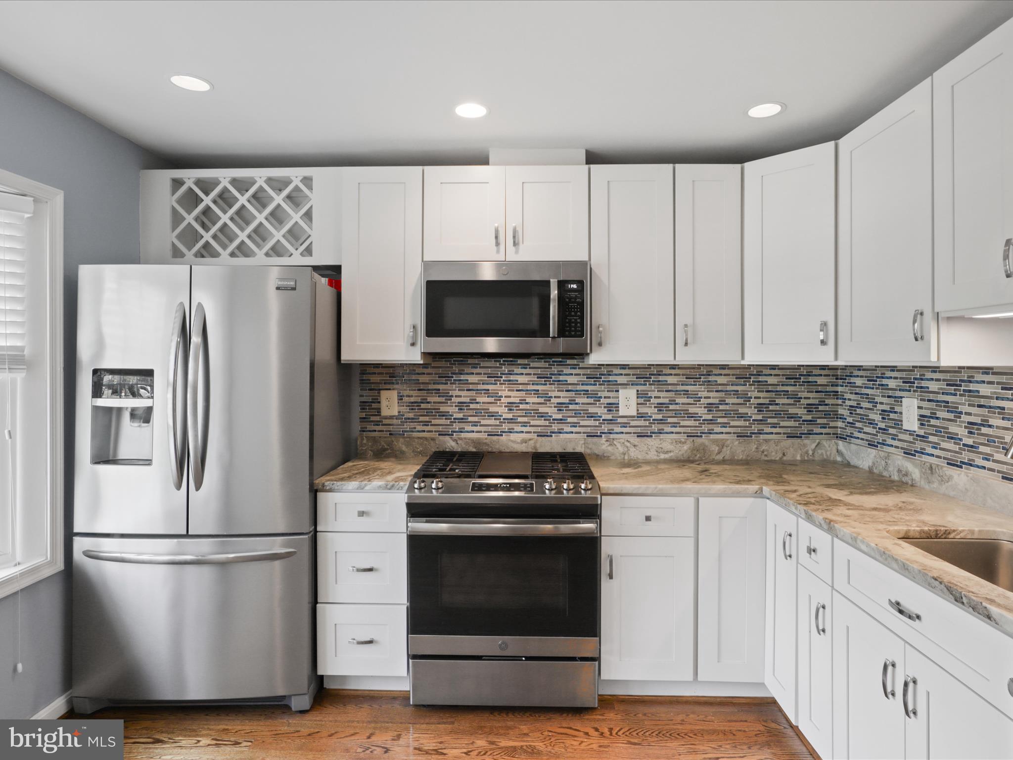 STONELEIGH - Residential