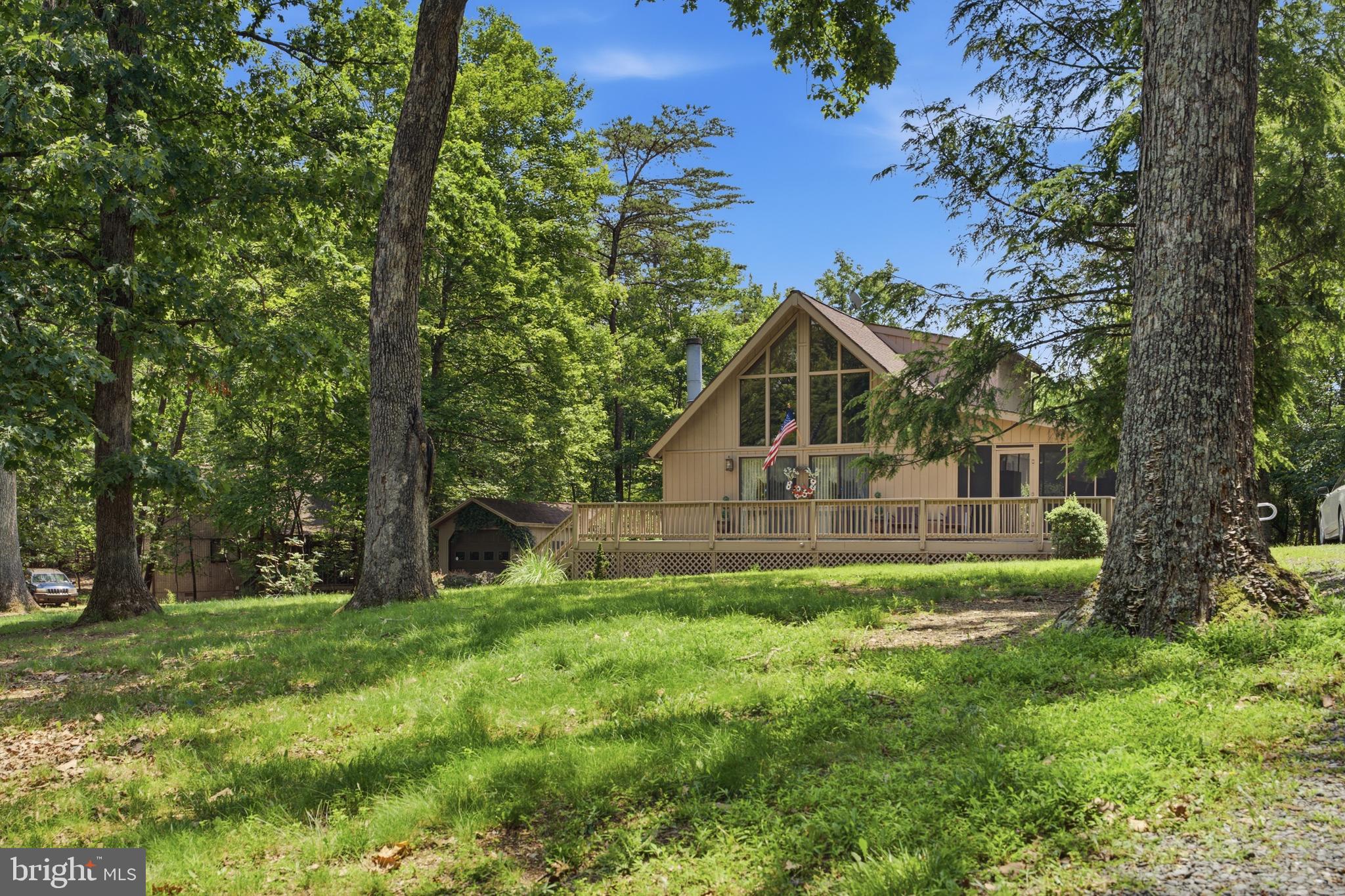 THE WOODS - Residential