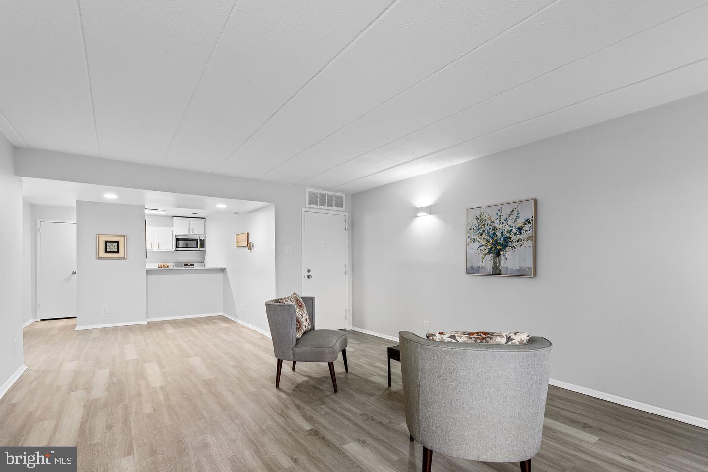 Completely renovated in 2024, this 1-bedroom, 1-bathroom condo is conveniently situated just steps away from Huntington Metro. Enjoy over $12,000 in upgrades, featuring luxury vinyl plank flooring throughout, a refinished bathtub and tile surround, recessed lighting, fresh modern paint, and a new storm door. The kitchen boasts updates such as quartz countertops, all-new stainless steel appliances, and new cabinet hardware. 
Not only does this property offer proximity to Huntington Metro for easy access to DC, National Harbor, and Old Town, but it also provides access to community amenities including tennis courts, a spacious patio area, a fitness center, playground, and pool. ALL UTILITIES INCLUDED  except for cable/internet. Embrace convenience and comfort by joining this vibrant community today! No smoking. Sorry no pets.