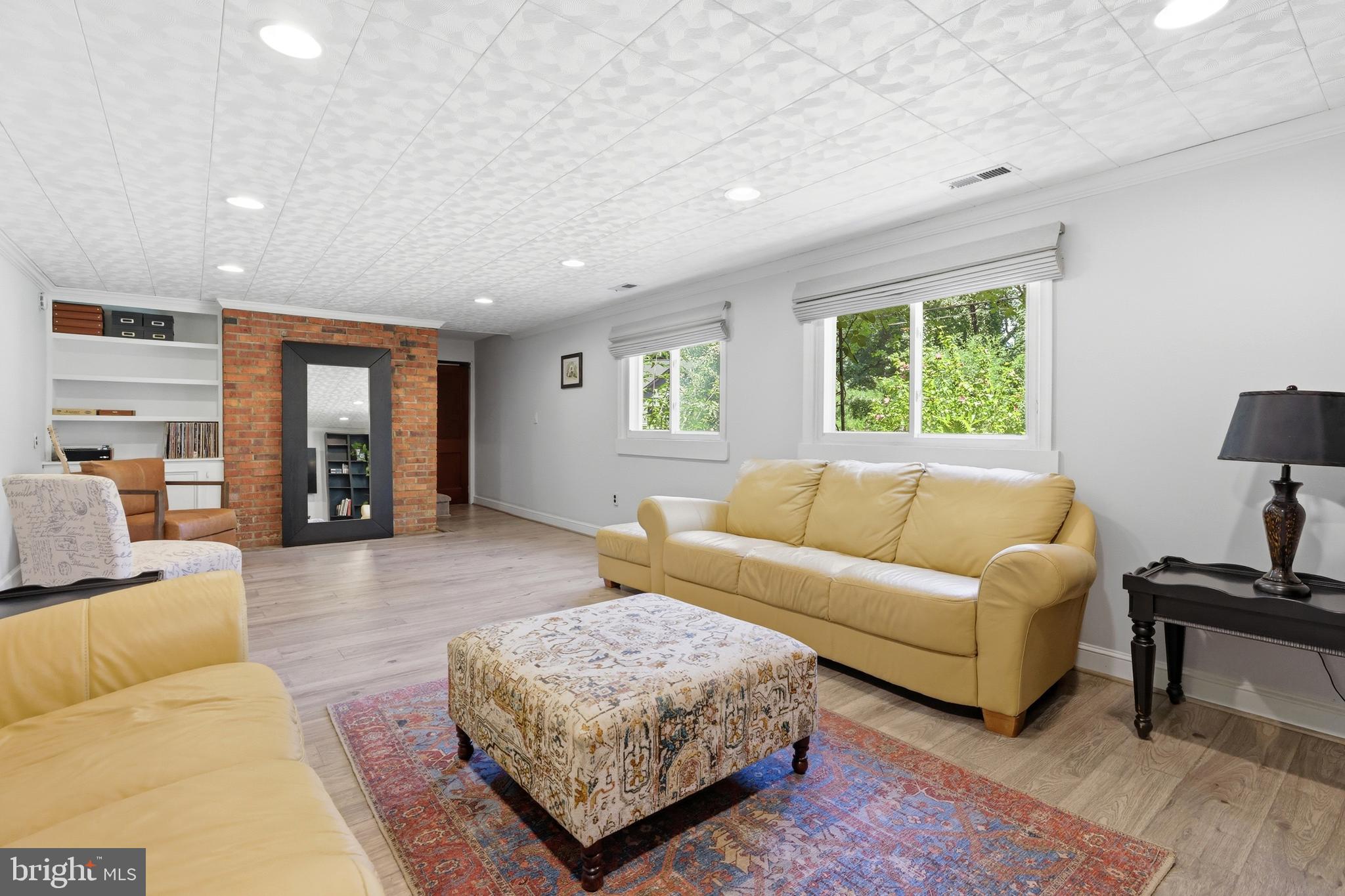 EPPING FOREST - Residential