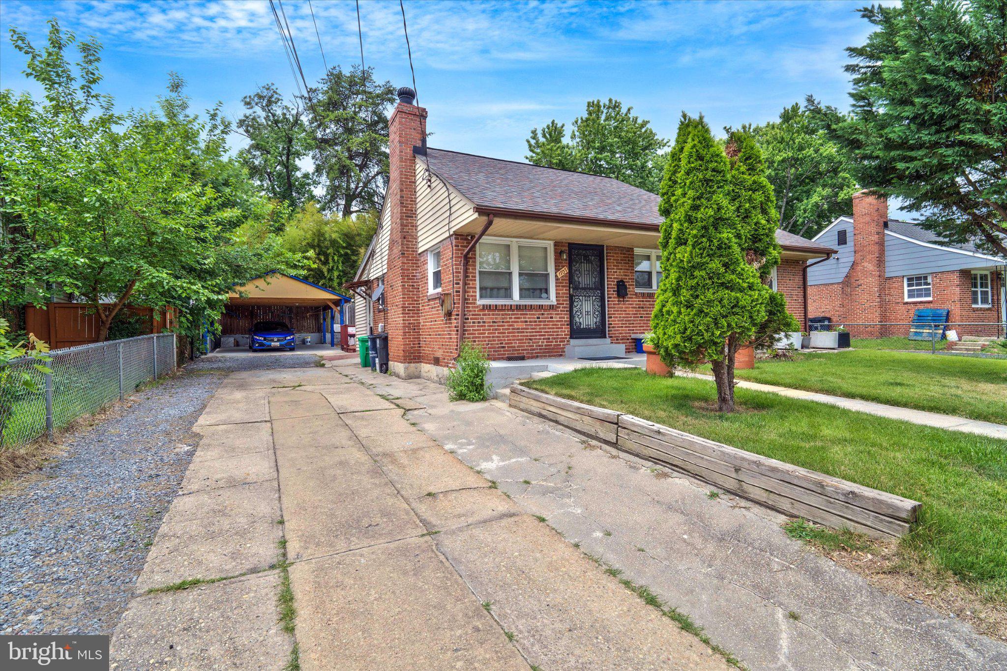 LANGLEY PARK - Residential