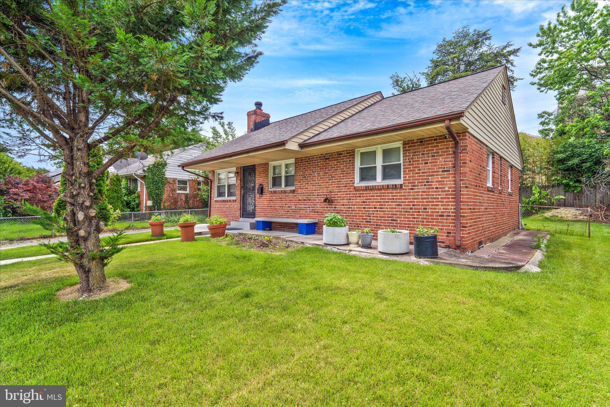 LANGLEY PARK - Residential