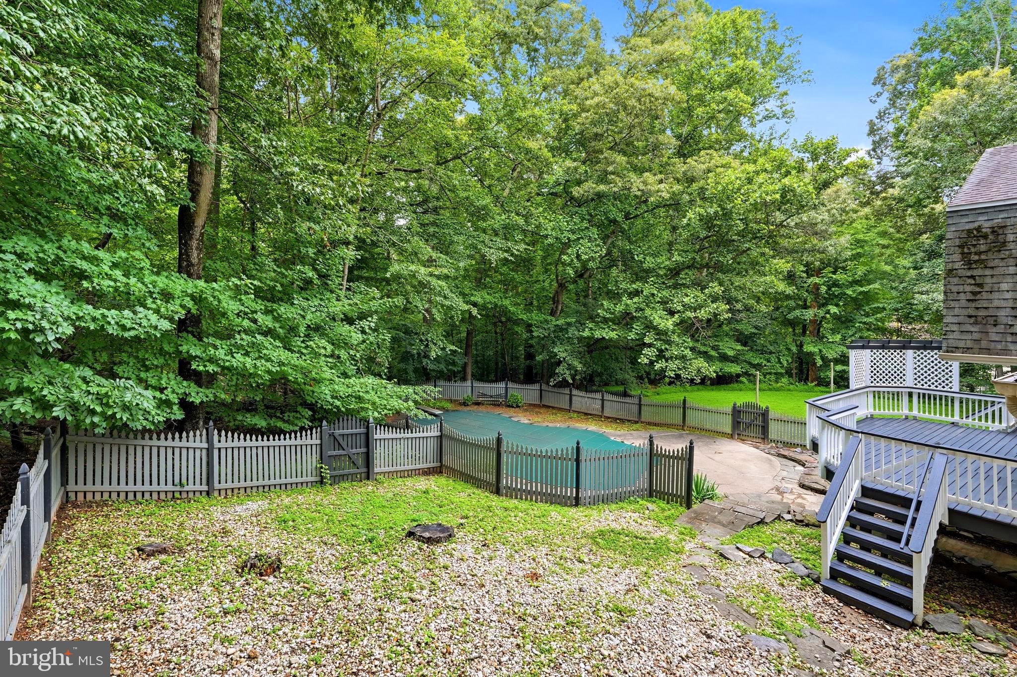 COLCHESTER HUNT - Residential