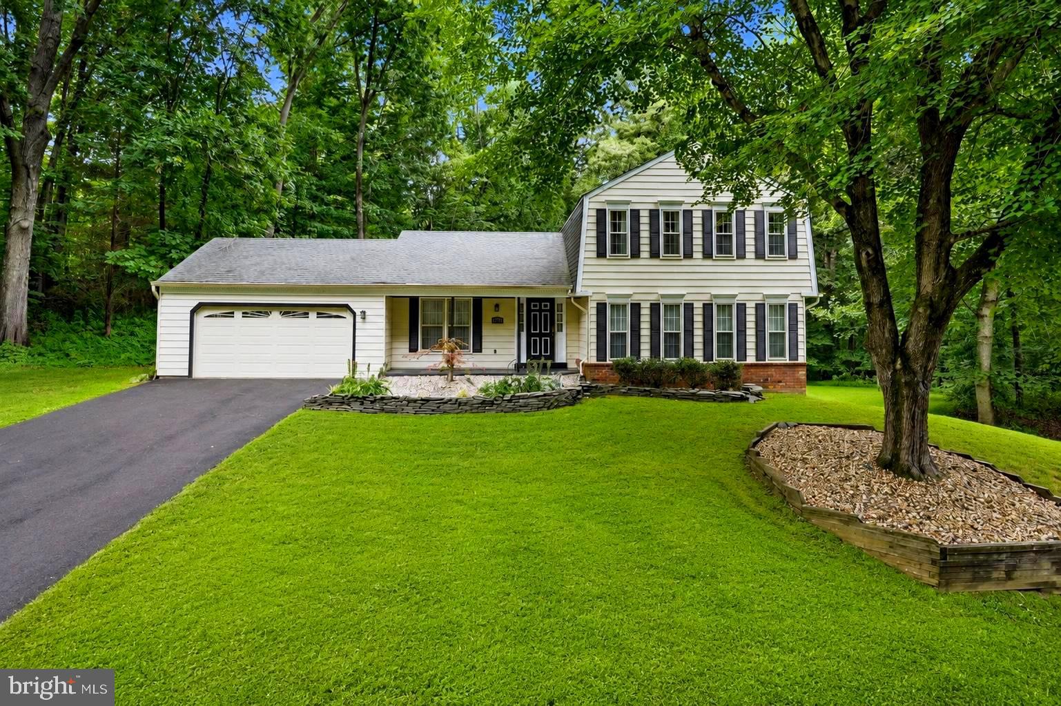 Welcome to this beautiful 2,300-square-foot single-family home in the sought-after Colchester Hunt neighborhood of Fairfax County. The home also boasts an in-ground pool, making it perfect for relaxing or entertaining. This 4-bedroom, 2.5-bath home sits on a private 0.75-acre lot surrounded by mature trees, offering exceptional privacy. As you enter the foyer, you'll appreciate the spacious elegance of this special home, featuring rich hardwood floors, exquisite moldings, and designer paint throughout. The main level offers separate formal living and dining rooms, a spacious family room, and a 2-car garage with direct access to the kitchen for added convenience. The fully finished walk-out basement provides additional living space, including a second family room that is ideal for a game room or entertainment area, as well as two additional rooms that can be used as a den, office, or "NTC" bedrooms. Centrally located, this home offers easy access to Fairfax County Parkway (Route 286), Route 29, I-66, Route 123, the VRE, and Dulles Airport. Within 15 minutes, you'll find shopping, dining, and entertainment in Burke Centre, Clifton, and historic Fairfax City.
Seller prefers Cardinal Title. Submit offer as one complete PDF, with a summary of offer in email. Buyers letters and pre approvals as separate documents.