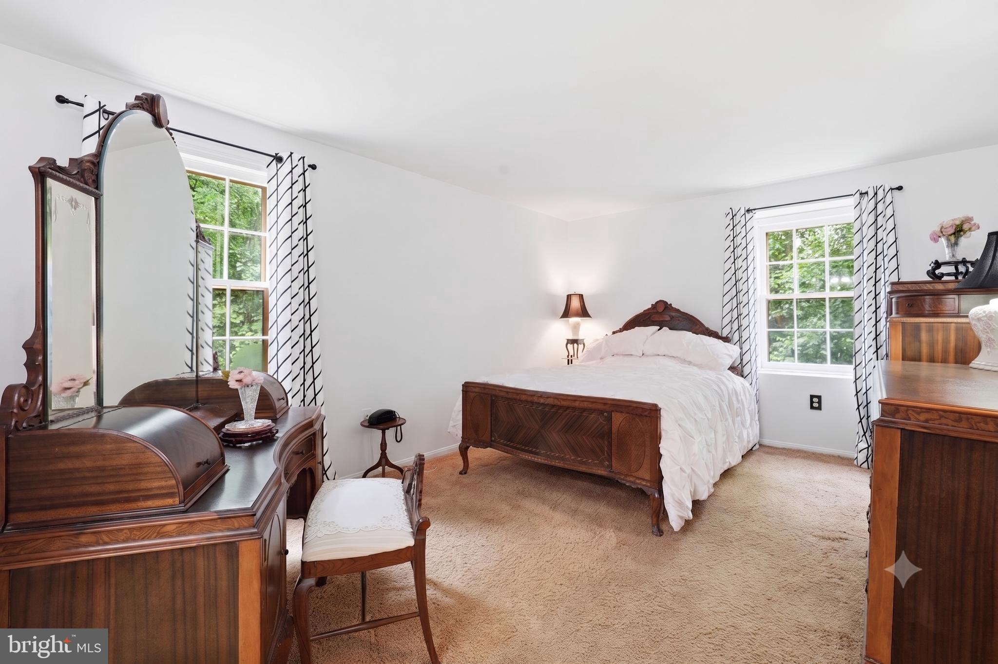 COLCHESTER HUNT - Residential
