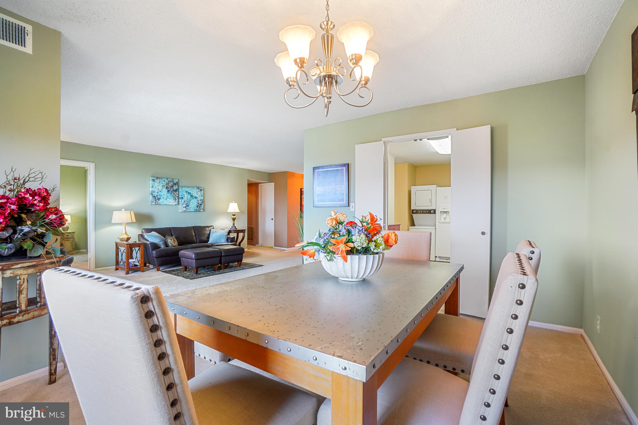 MONTEBELLO - Residential