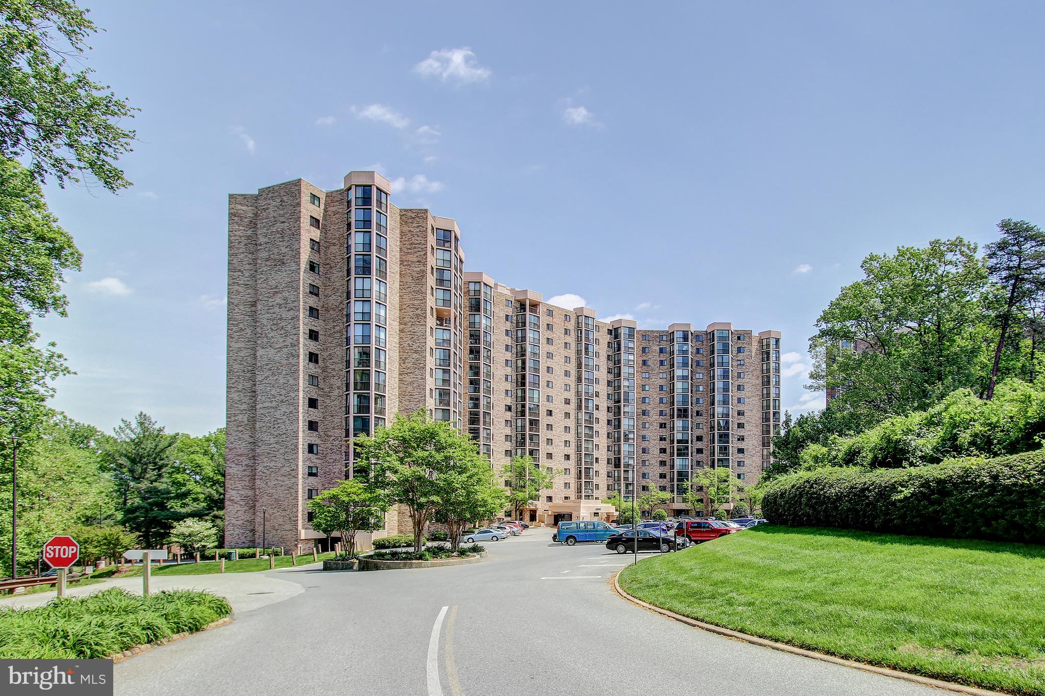 MONTEBELLO - Residential