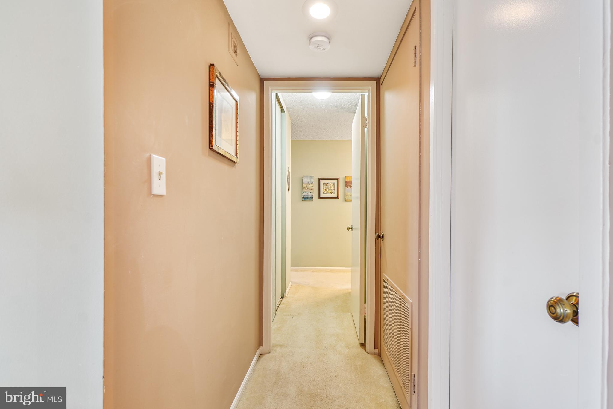 MONTEBELLO - Residential