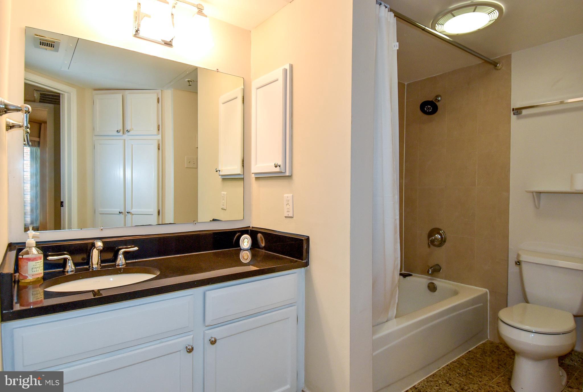 FOUNTAINS AT MCLEAN - Residential Lease