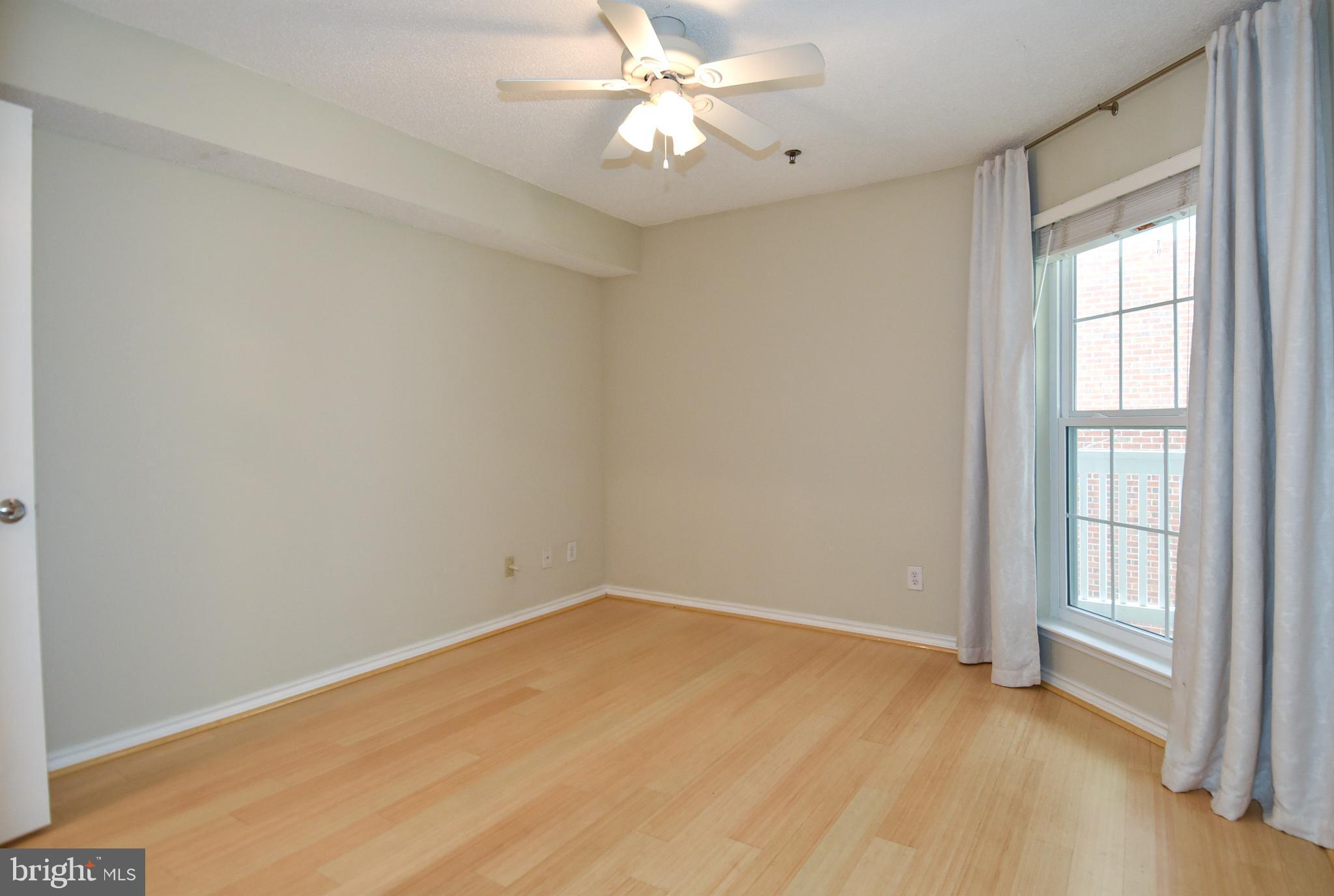 FOUNTAINS AT MCLEAN - Residential Lease