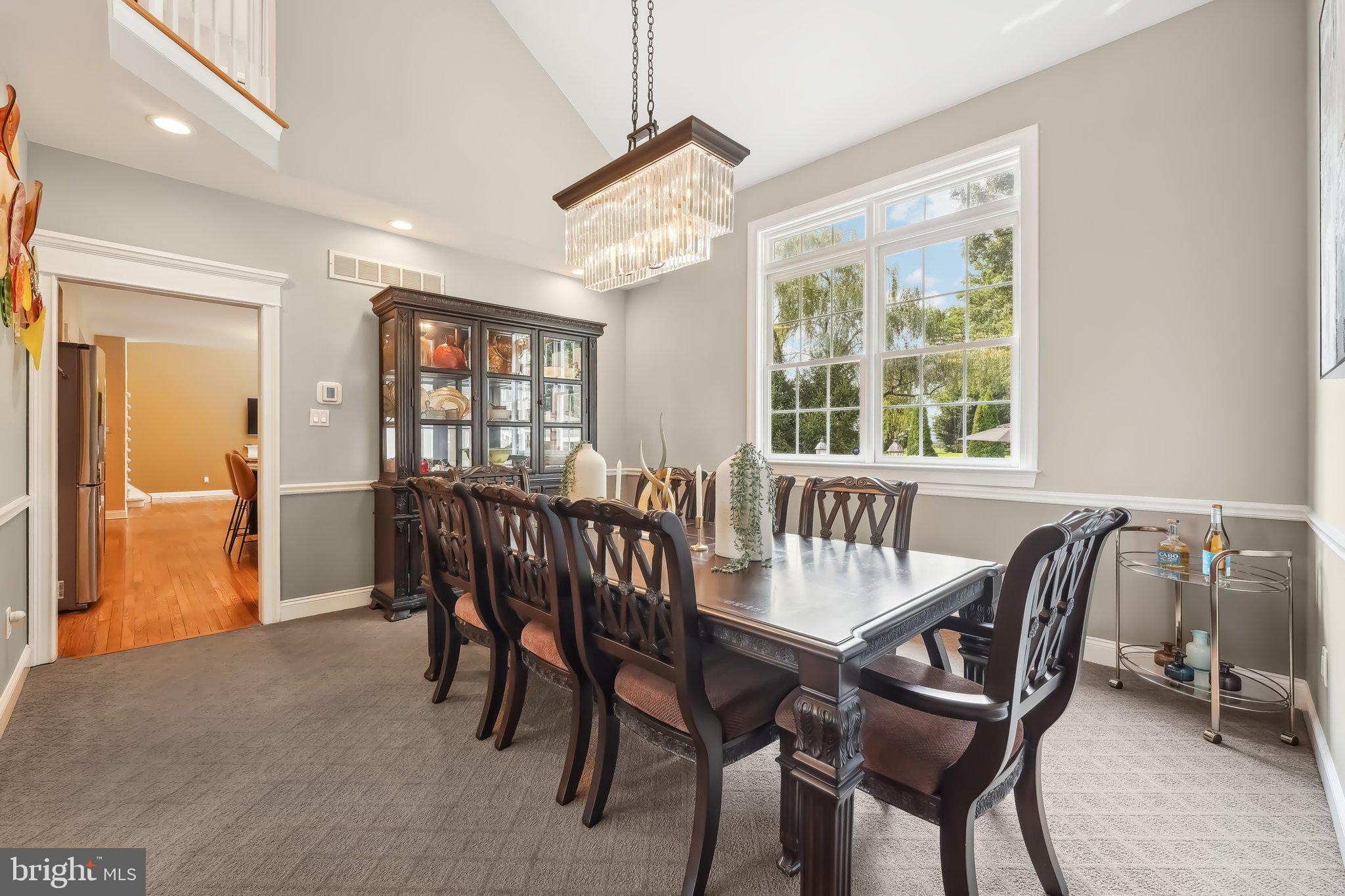 HOLLAND RIDGE - Residential